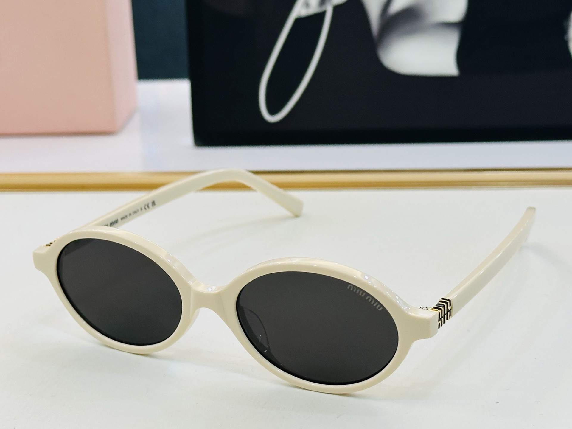 ❤️❤️🆕 谬家 SMU04ZF Size：50口18-145 [玫瑰]得意]微笑] Z独具品质 太阳镜