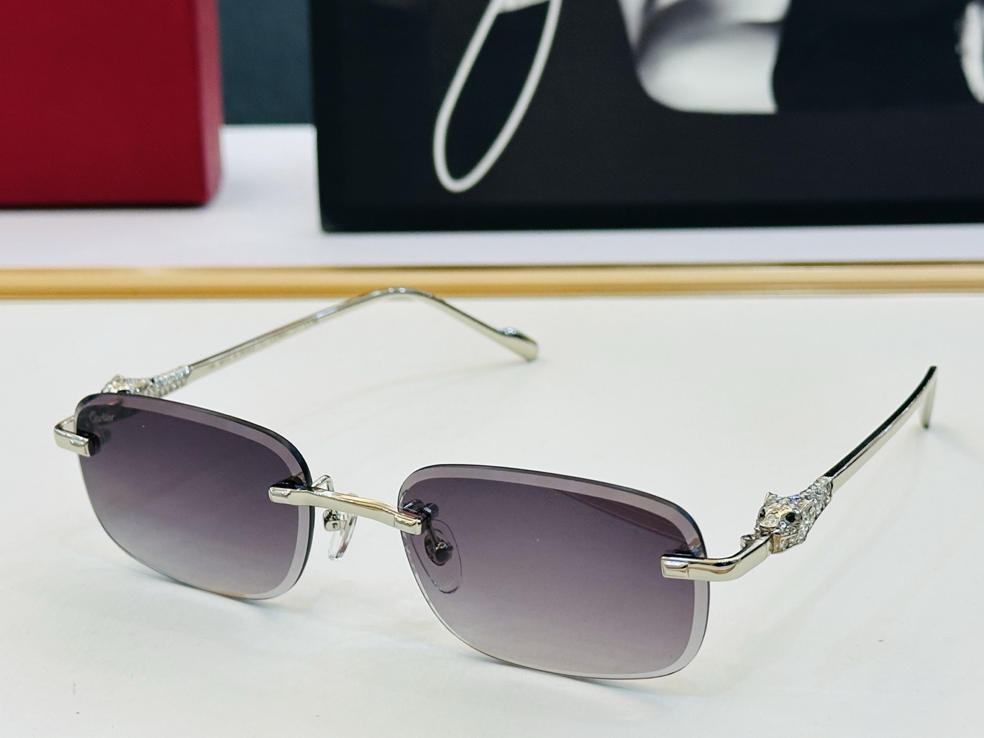Cartie* 卡家 CT01846 太阳镜 Size：56口17-145 工艺精湛气质十足！bm男女同