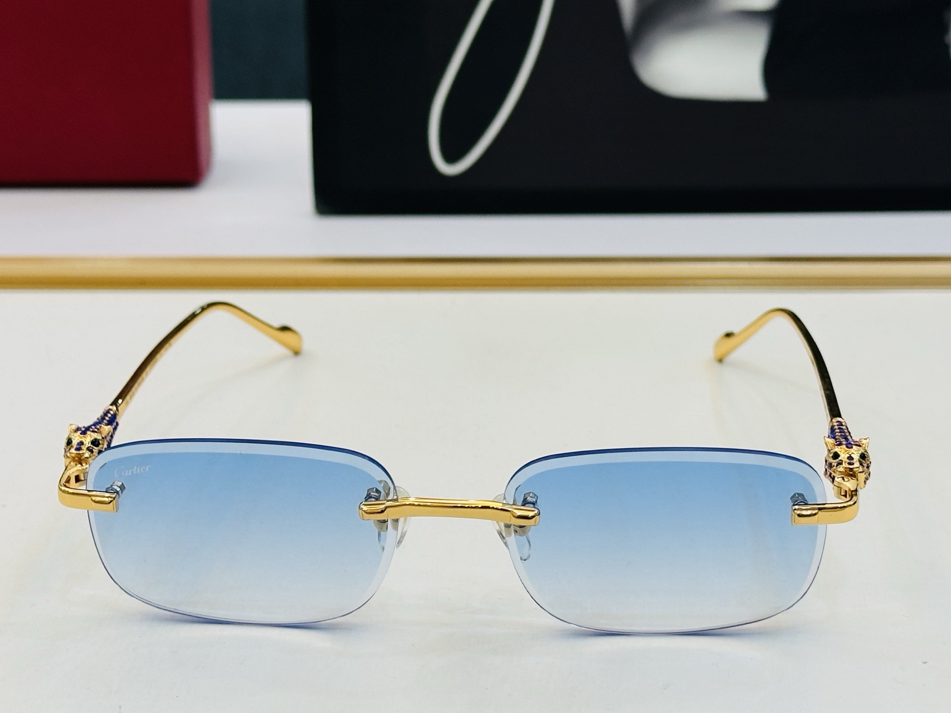 Cartie* 卡家 CT01846 太阳镜 Size：56口17-145 工艺精湛气质十足！bm男女同