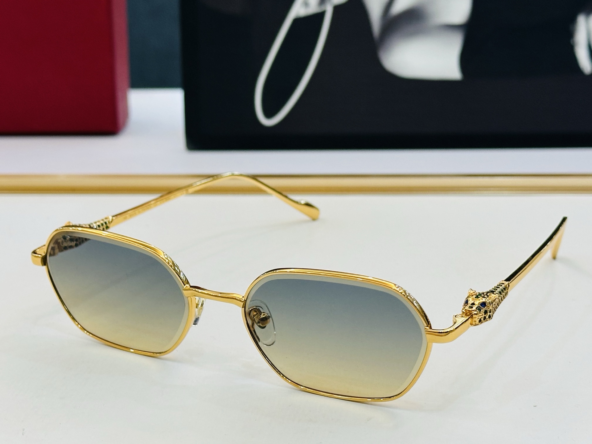 Cartie* 卡家 CT01848 太阳镜 Size：56口18-145 工艺精湛气质十足！bm男女同