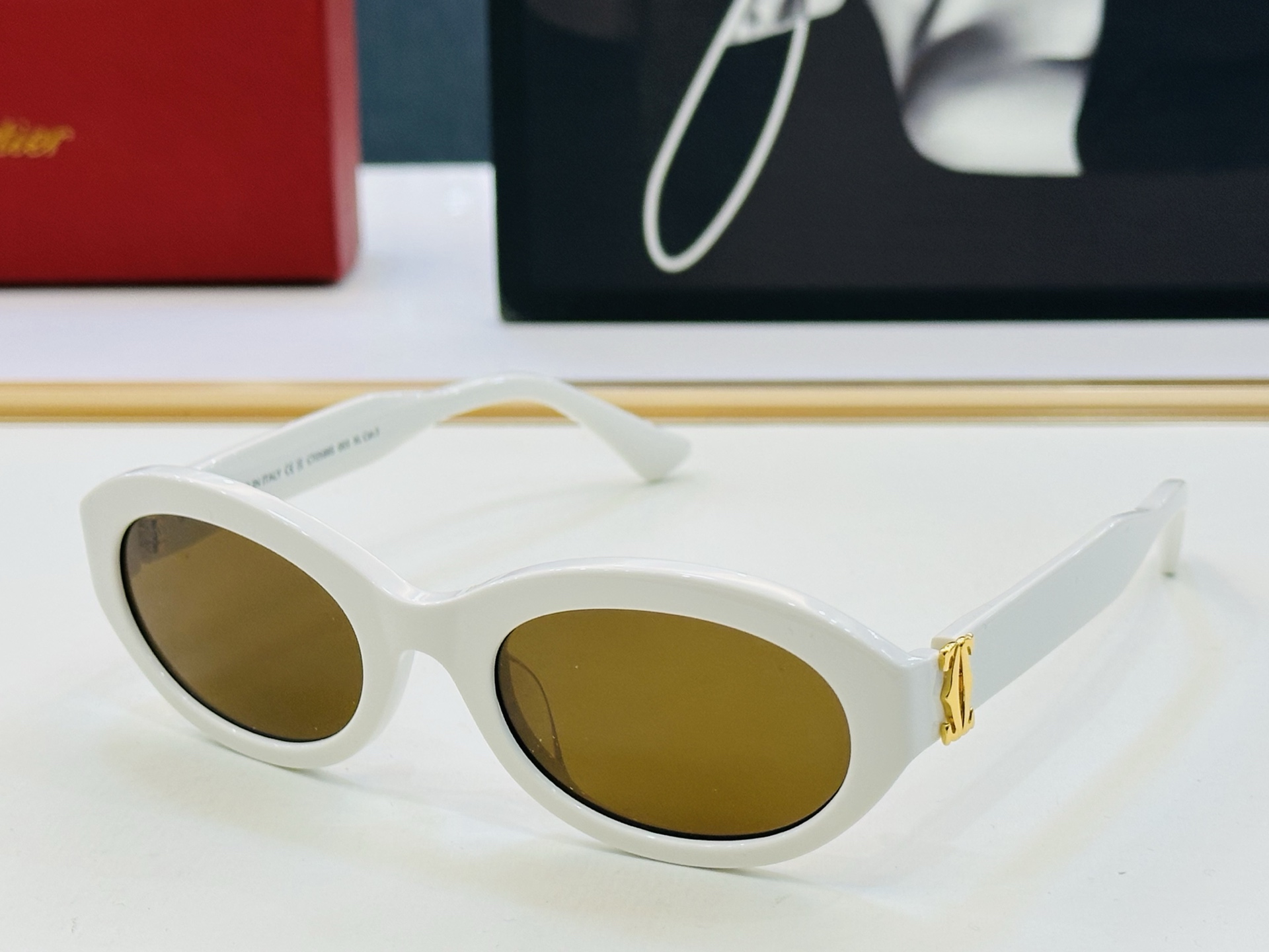 Cartie* 卡家 CT0588 太阳镜 Size：55口19-145 工艺精湛气质十足！1S 男女同