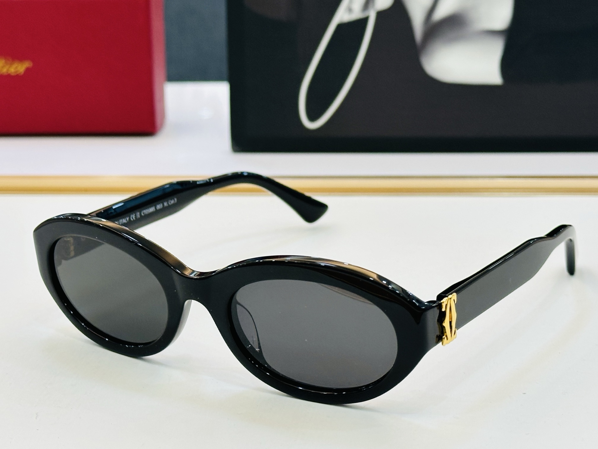 Cartie* 卡家 CT0588 太阳镜 Size：55口19-145 工艺精湛气质十足！1S 男女同