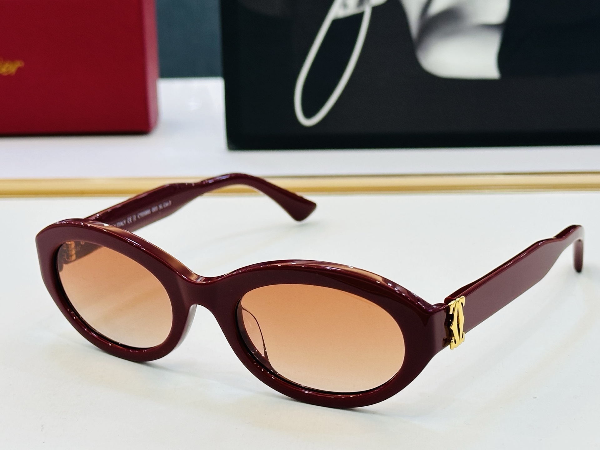 Cartie* 卡家 CT0588 太阳镜 Size：55口19-145 工艺精湛气质十足！1S 男女同