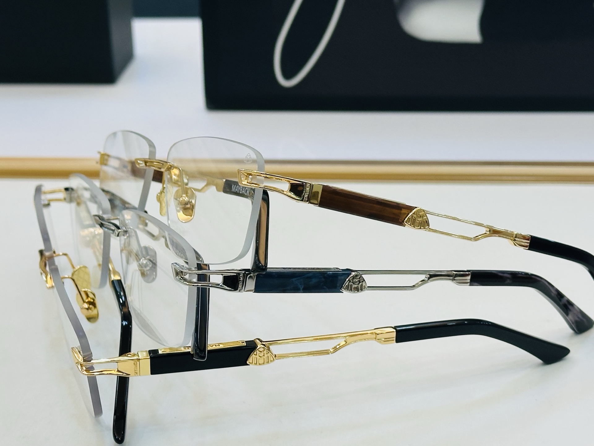 高品质 迈巴赫 🎉🎉做工精美💕💕MAYBAC*H Z25 Size：56口18-145 质感十足 A👍配