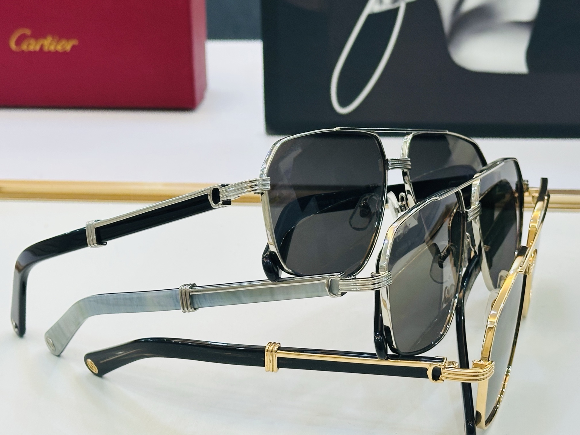 Cartie* 卡家 太阳镜 CT0711S Size：61口12-145 电镀工艺精湛气质十足！A男女