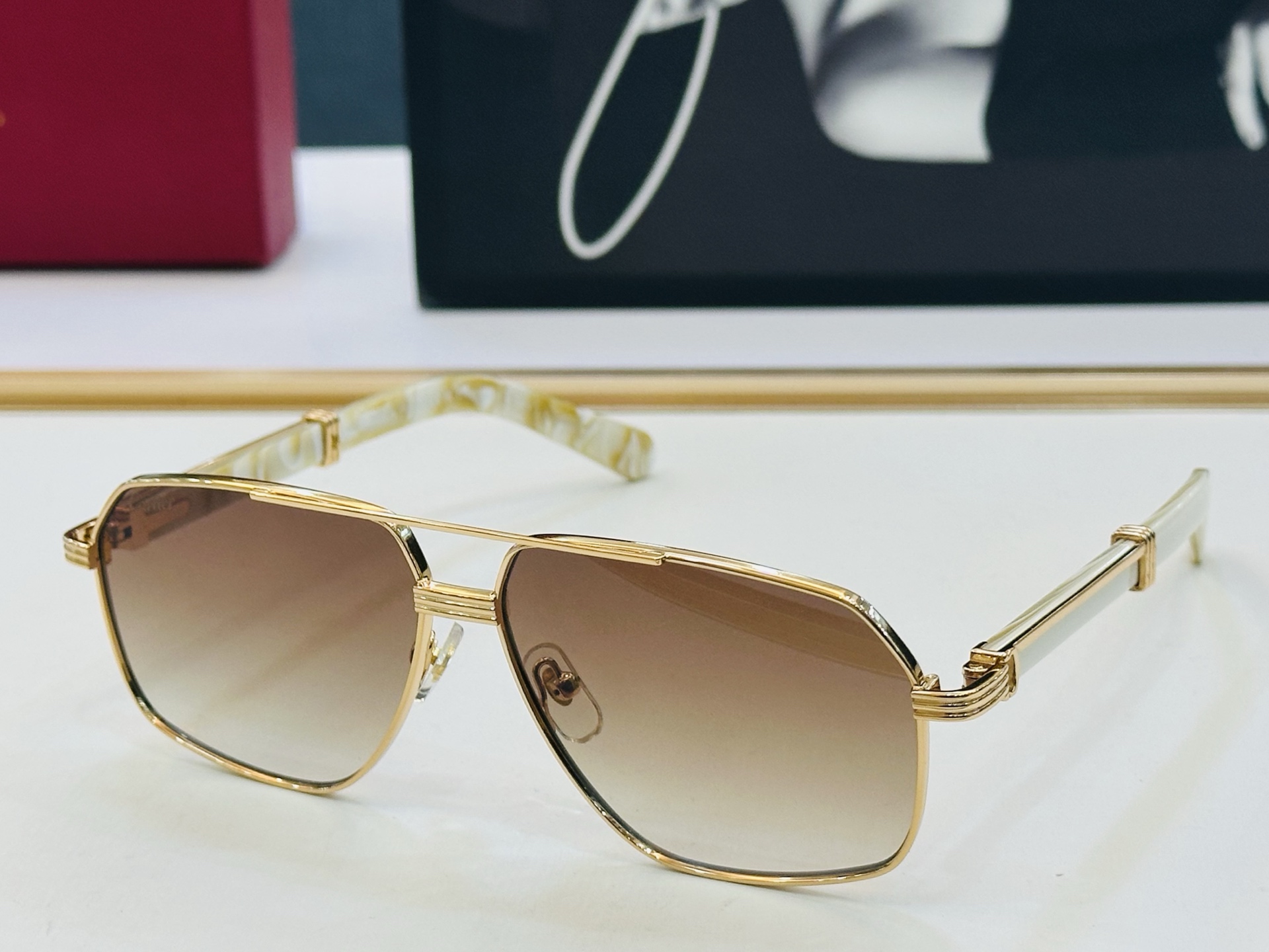 Cartie* 卡家 太阳镜 CT0711S Size：61口12-145 电镀工艺精湛气质十足！A男女