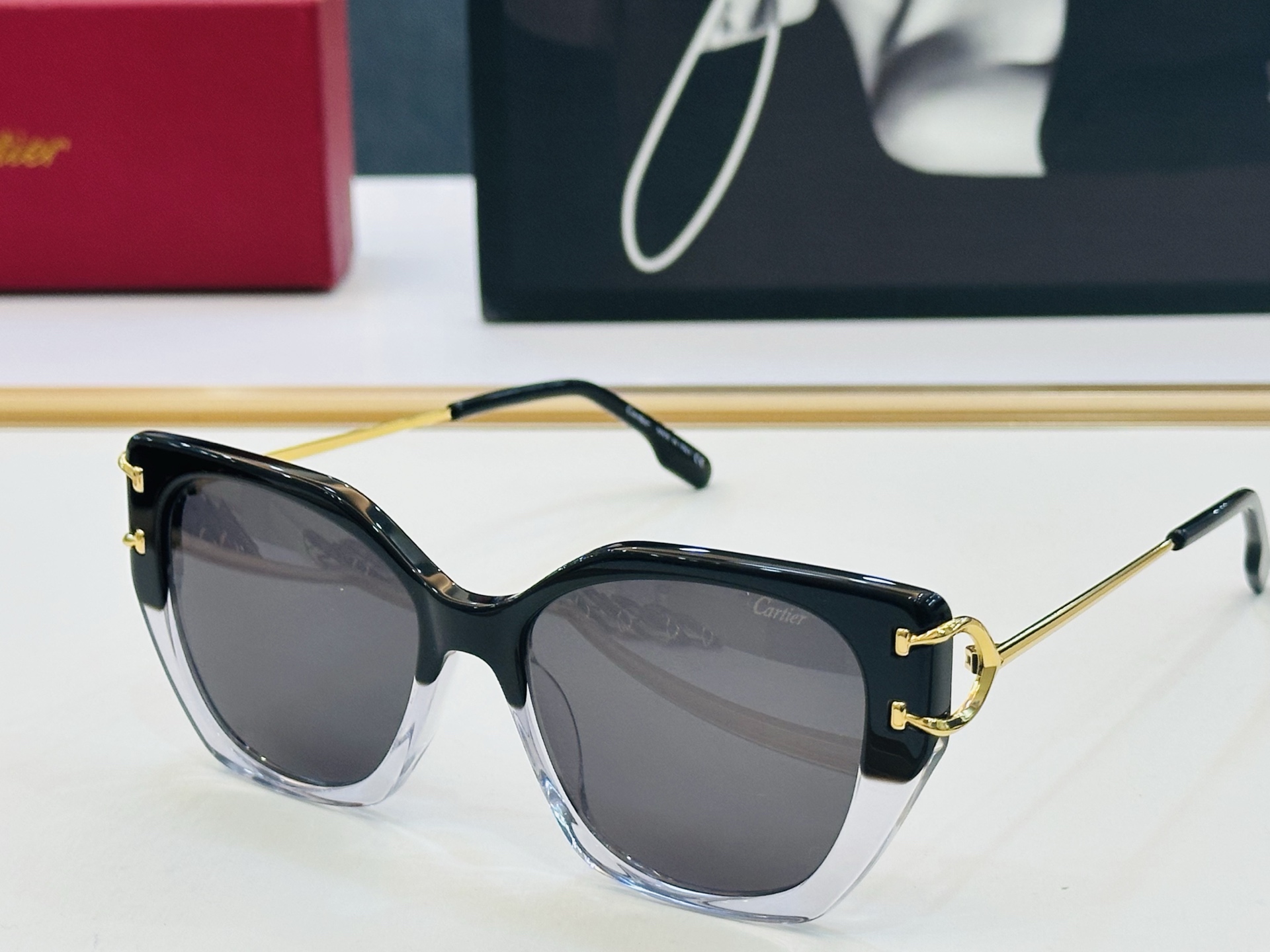 Cartier-卡家 ✨CT0530S Size：56口17-145 不挑脸型 简约大气 时尚休闲 👌👃