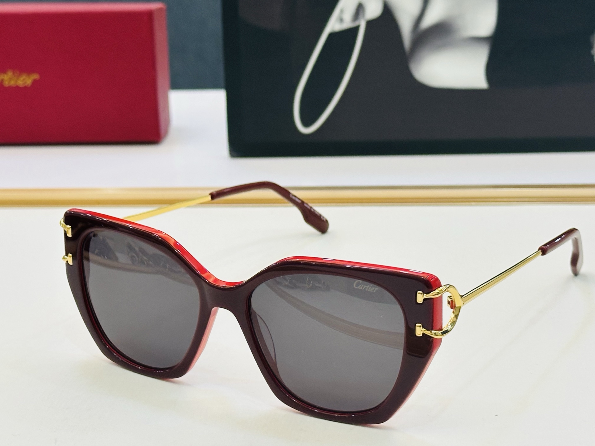 Cartier-卡家 ✨CT0530S Size：56口17-145 不挑脸型 简约大气 时尚休闲 👌👃