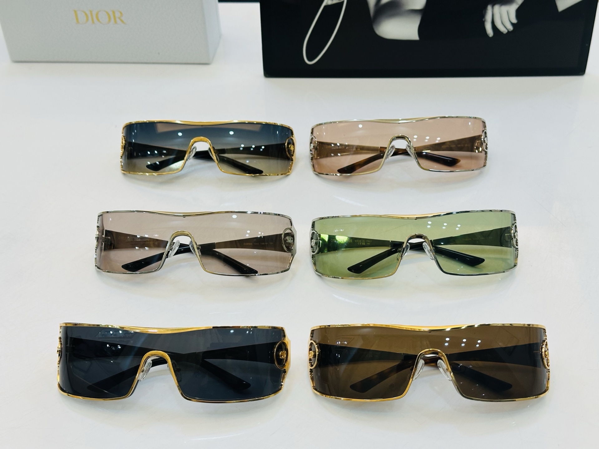 🔻🔻🔻DIO* 迪家 30AO Size：138口41-125 春夏款墨镜 😎🔆 K搭配镜腿精致 质量上