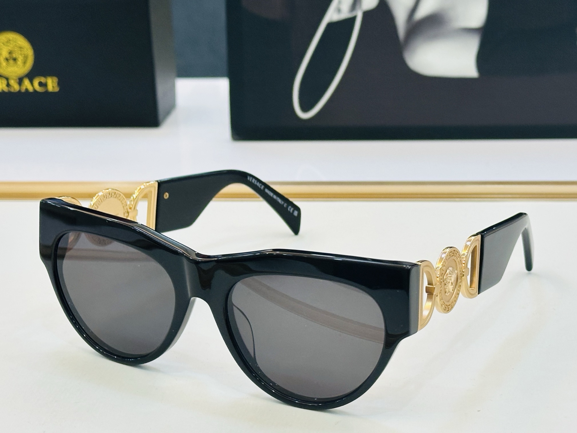 🎉🎉范思家 VERSACE✨✨✨MODEL：VE4440 Size：56口19-145 ✨L有范