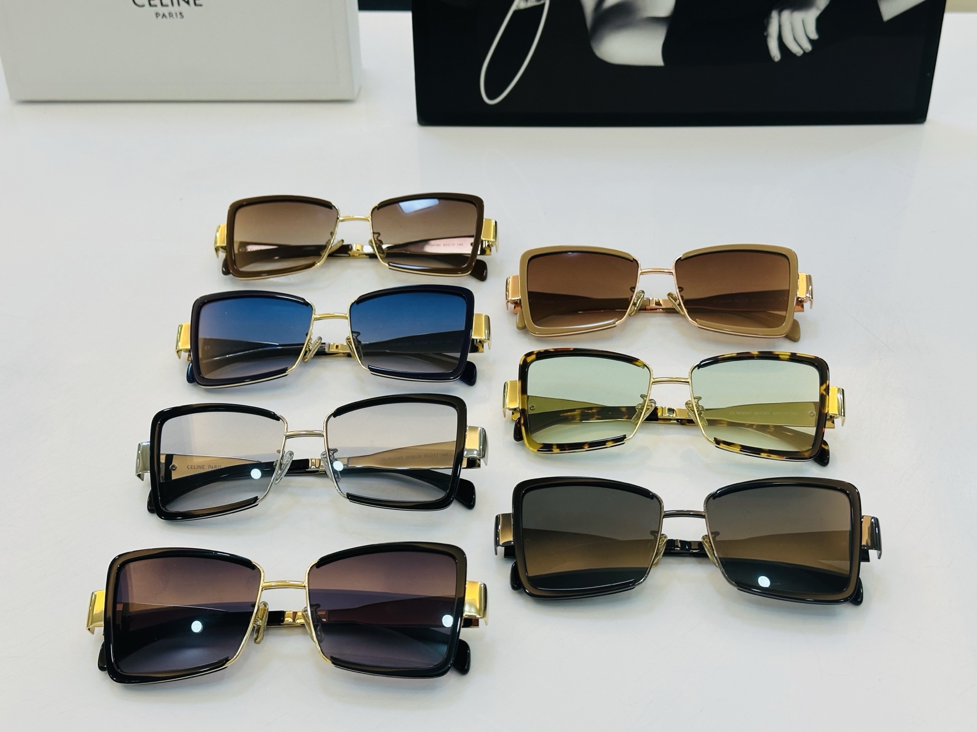 【CELINE】赛琳 CL40338F Size：53口17-145 一直热销的款式，欧美风 光泽度好 