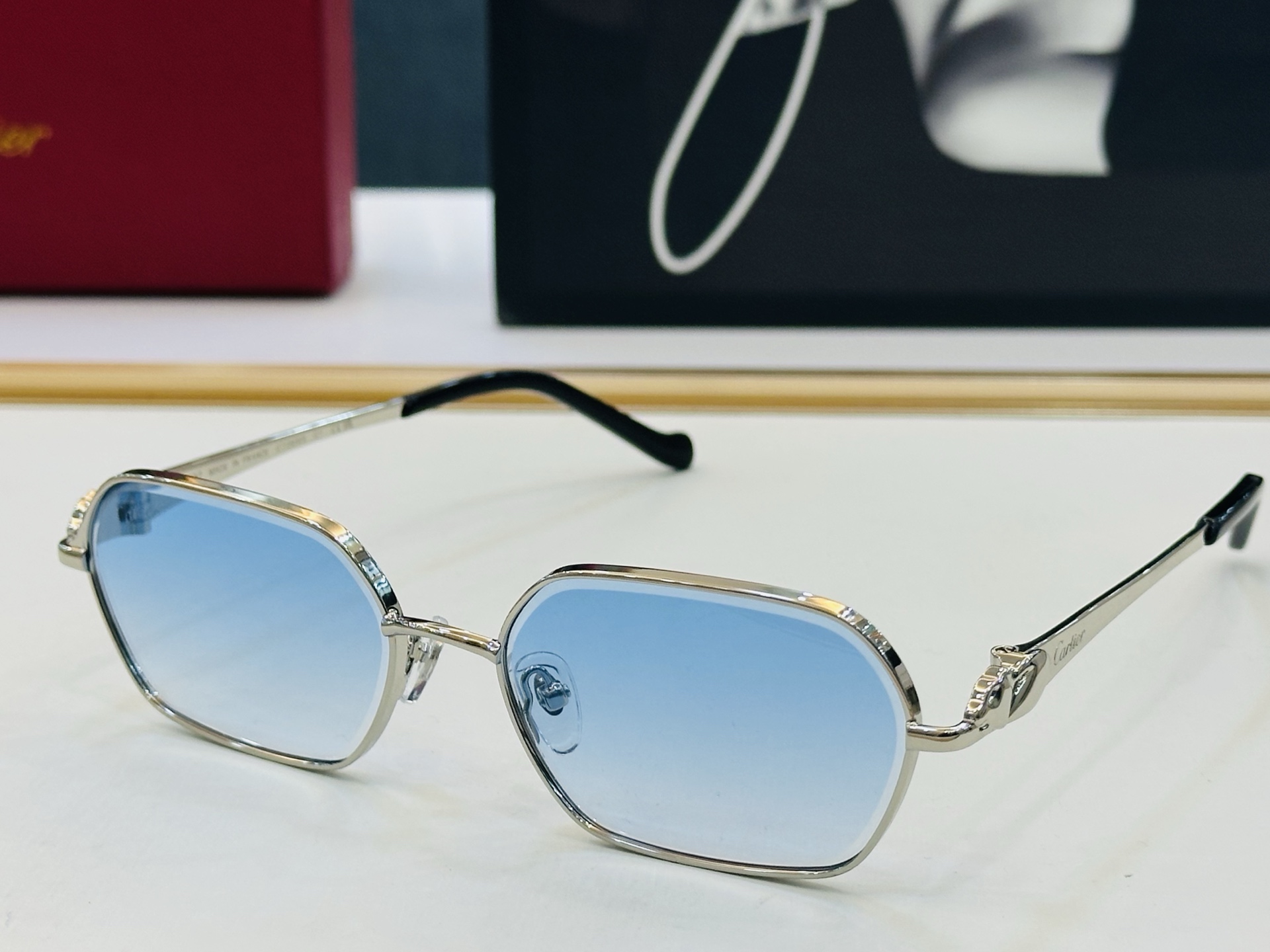 🆕 原版Cartie* 卡家 官网经典款 太阳镜 CT0928S Size：56口17-137 电镀工艺