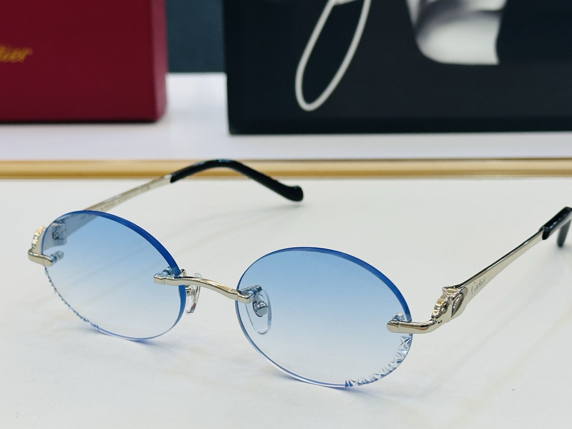 🆕 原版Cartie* 卡家 官网经典款 太阳镜 CT0927S Size：55口19-137 电镀工艺