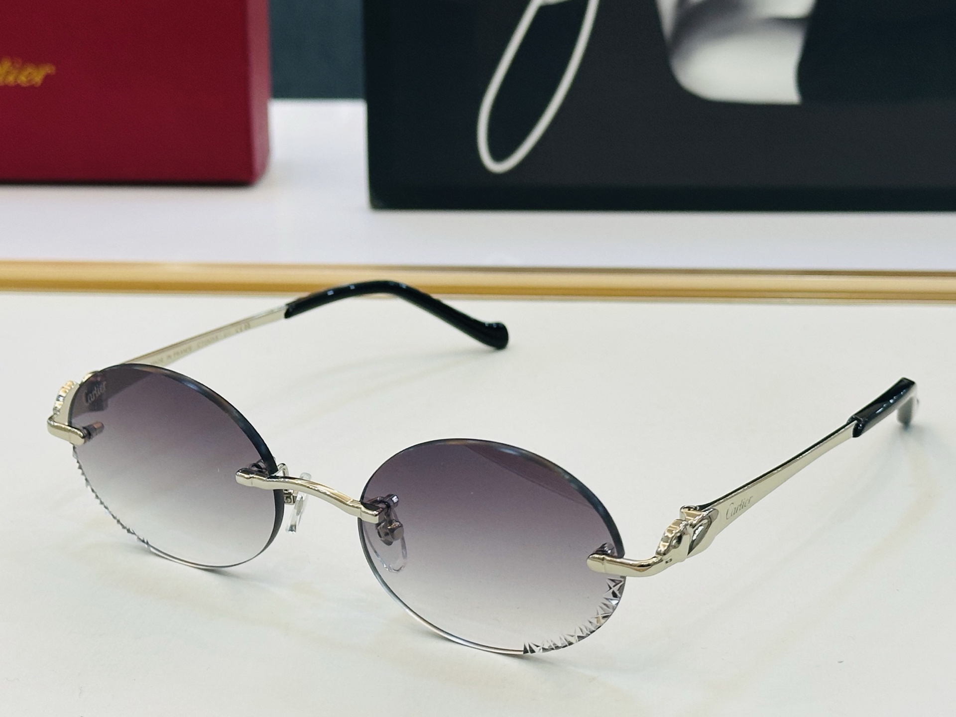 🆕 原版Cartie* 卡家 官网经典款 太阳镜 CT0927S Size：55口19-137 电镀工艺