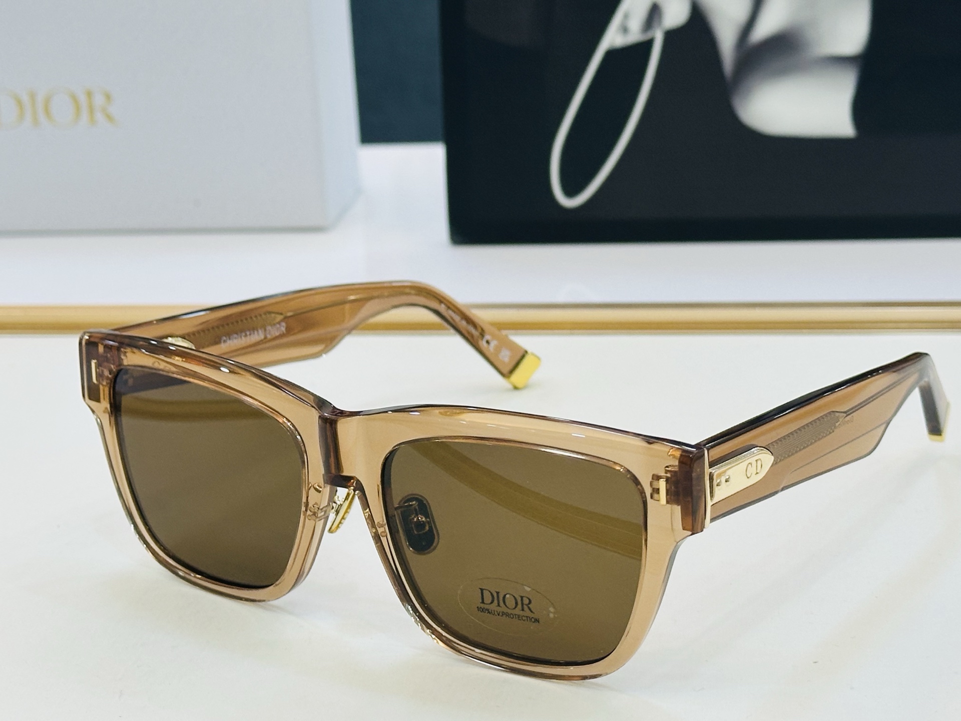 🔻🔻🔻DIO* 迪家 S1F Size：57口20-150春夏款墨镜 😎🔆 FD搭配镜腿精致 质量上佳