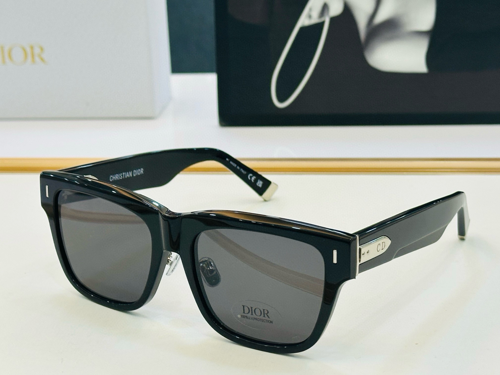 🔻🔻🔻DIO* 迪家 N1F Size：58口19-150春夏款墨镜 😎🔆 FD搭配镜腿精致 质量上佳