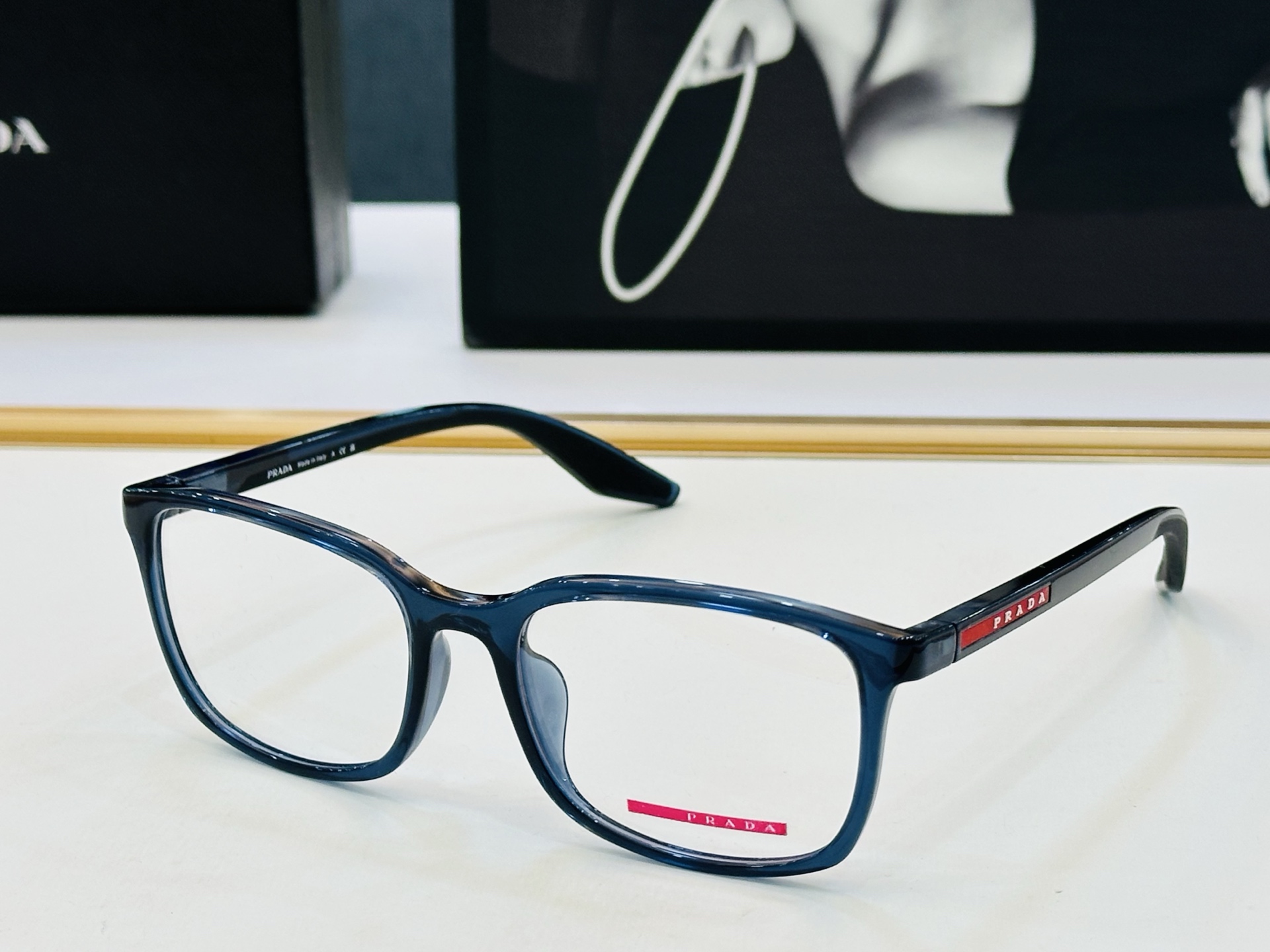 🔺PRAD*🔻普家 VPS07R Size：55口18-145 眼镜系列堪称精湛制作 彰显独特个 W 最