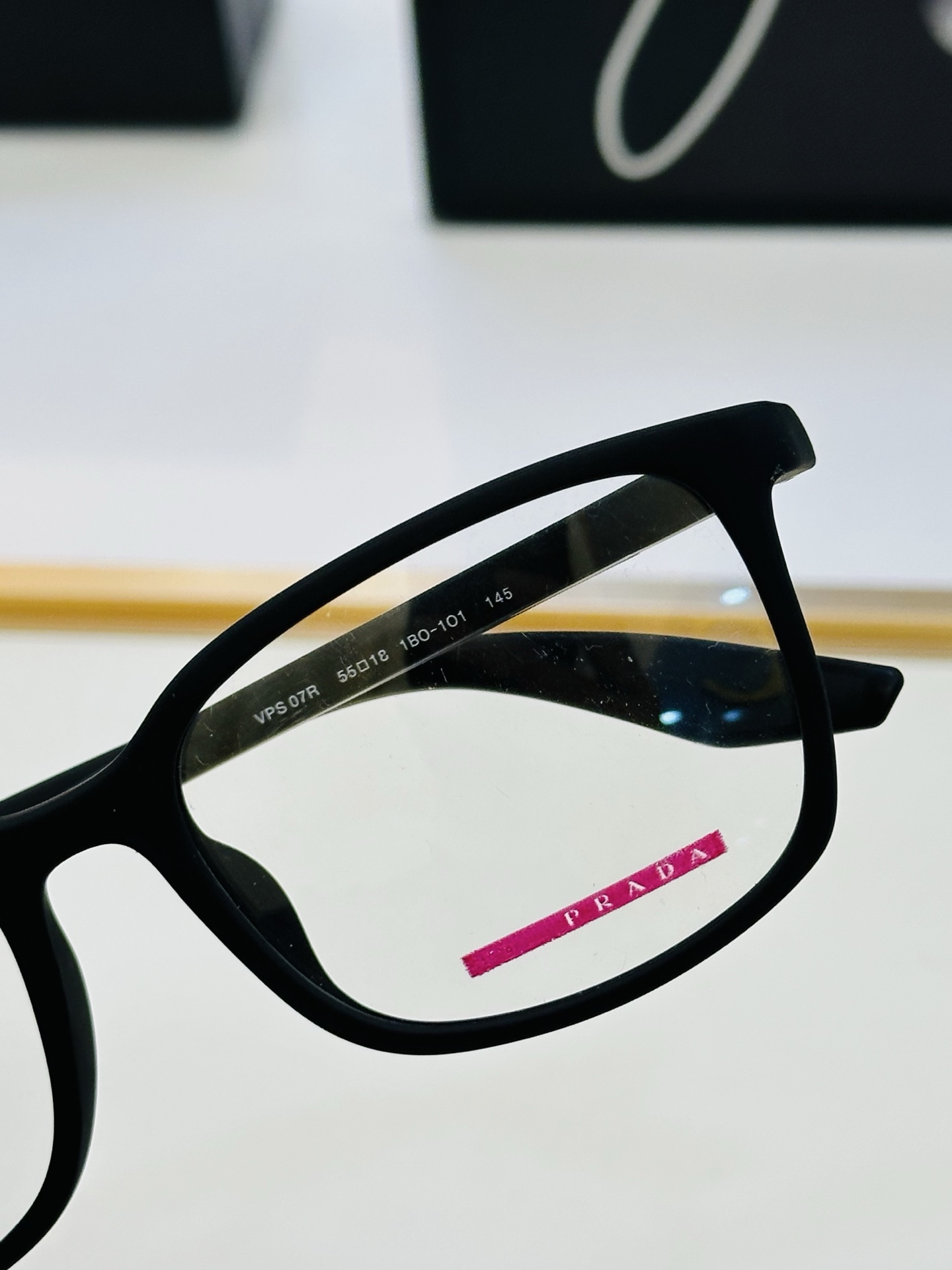 🔺PRAD*🔻普家 VPS07R Size：55口18-145 眼镜系列堪称精湛制作 彰显独特个 W 最