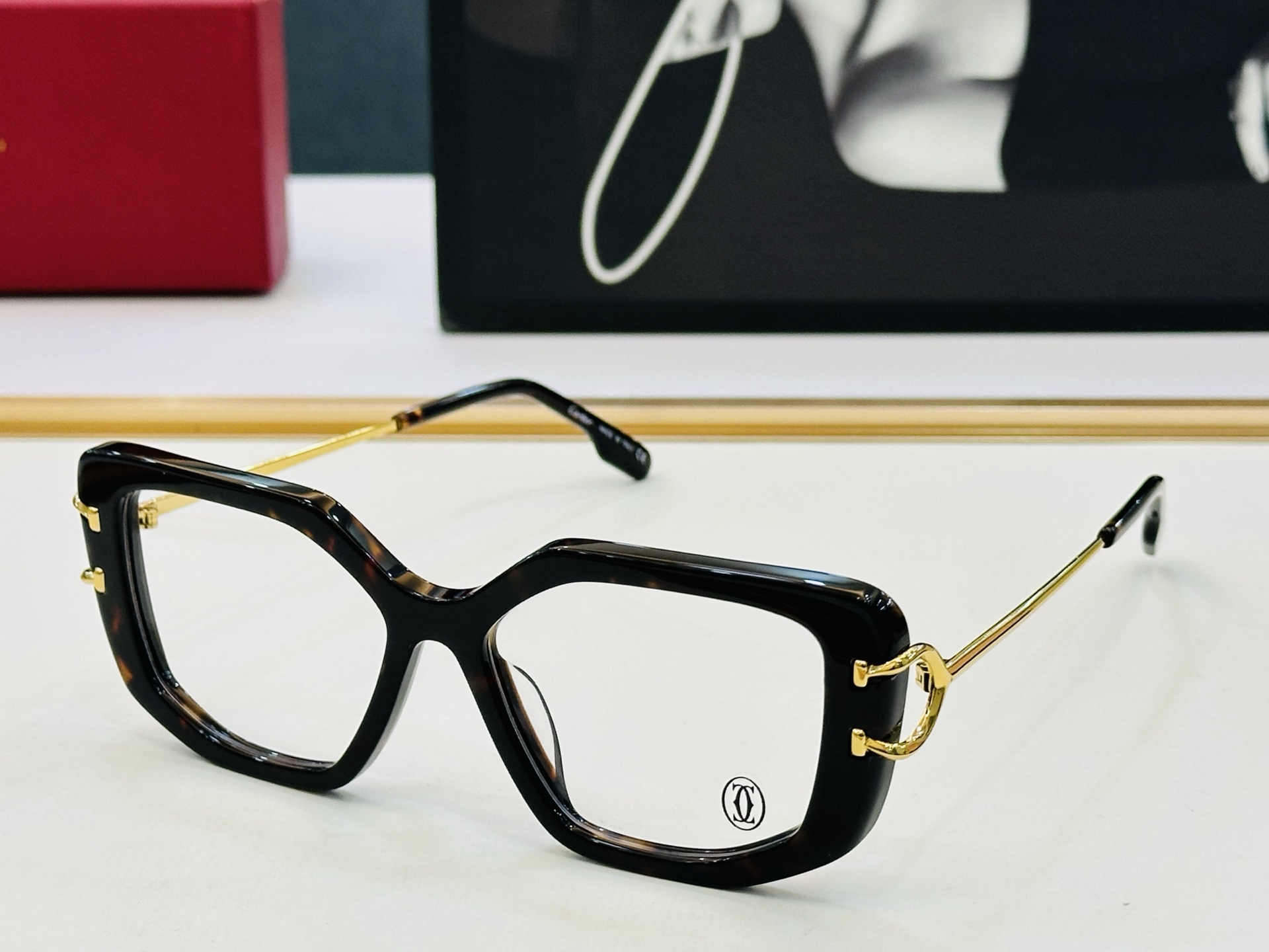 Cartier-卡家 ✨CT0531S Size：54口19-145 不挑脸型 简约大气 时尚休闲 👌👃