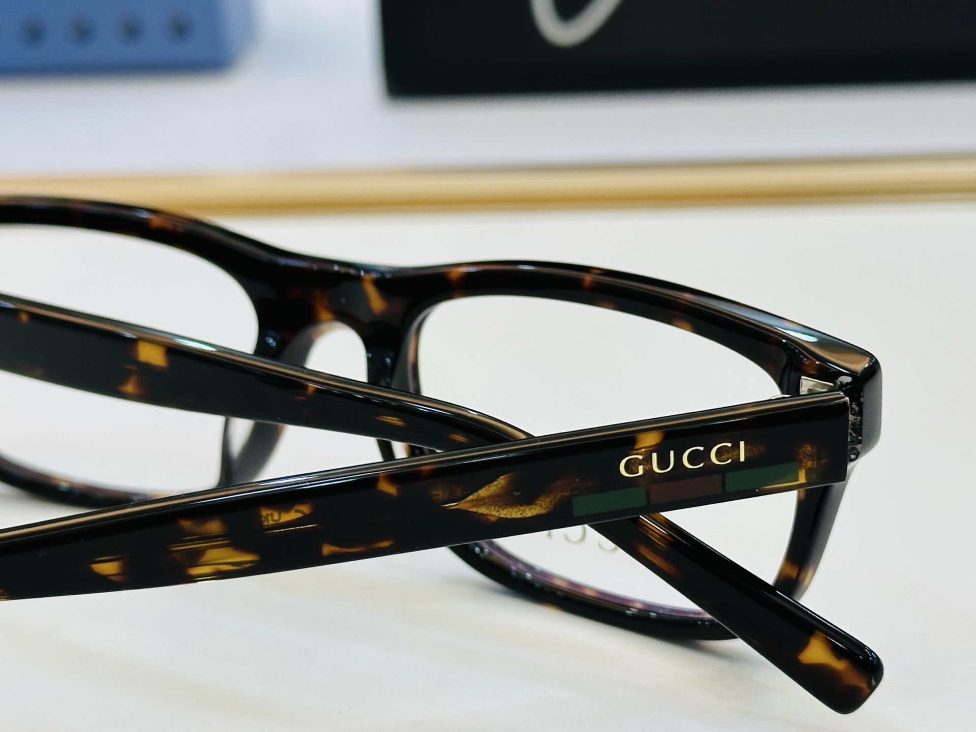 GUCC* 古家 GG1858O 🐝🐝系列 Size：53口19-145 🍁🍁L超绝品质 配光架。