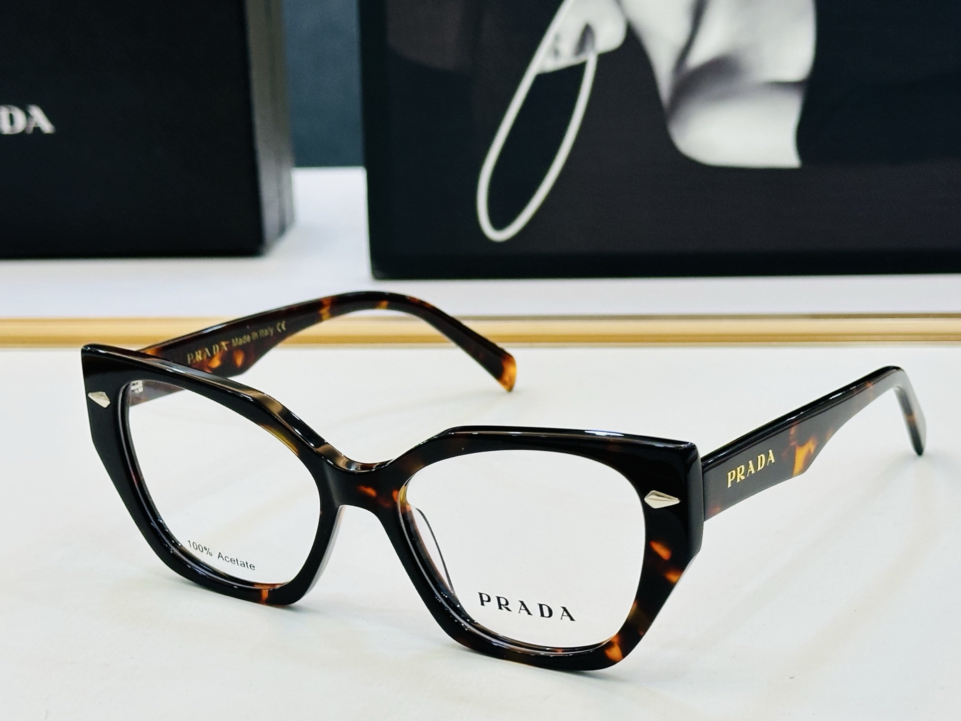 🔺PRAD*🔻普家 SPR QM5538 Size：51口21-145 眼镜系列堪称精湛制作 彰显独特个