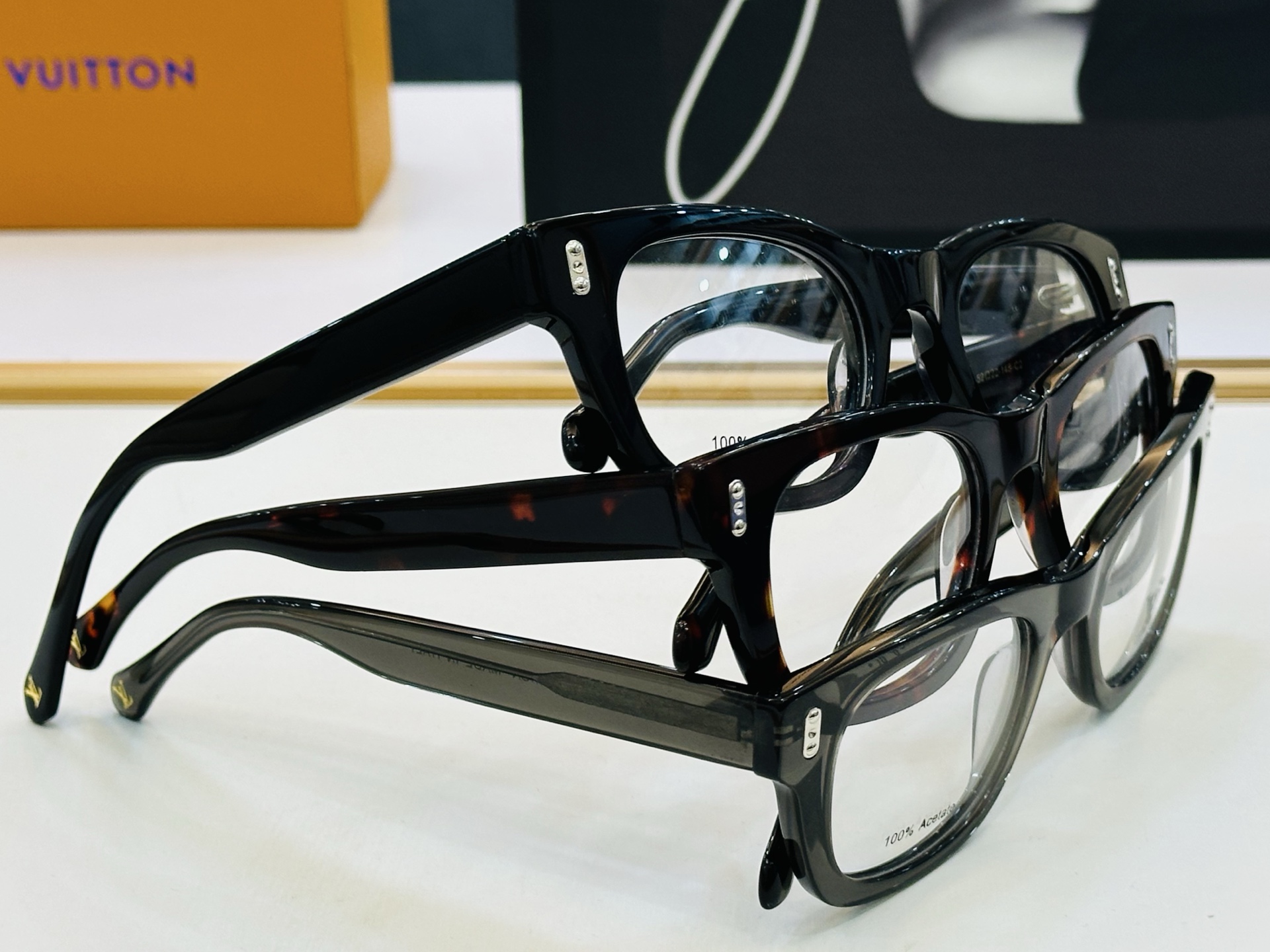 🎉🎉路易家 LV5535 🔻🔻Size：52口22-145 🔰经典再现 板材框 J配光架 配戴舒适 🆕