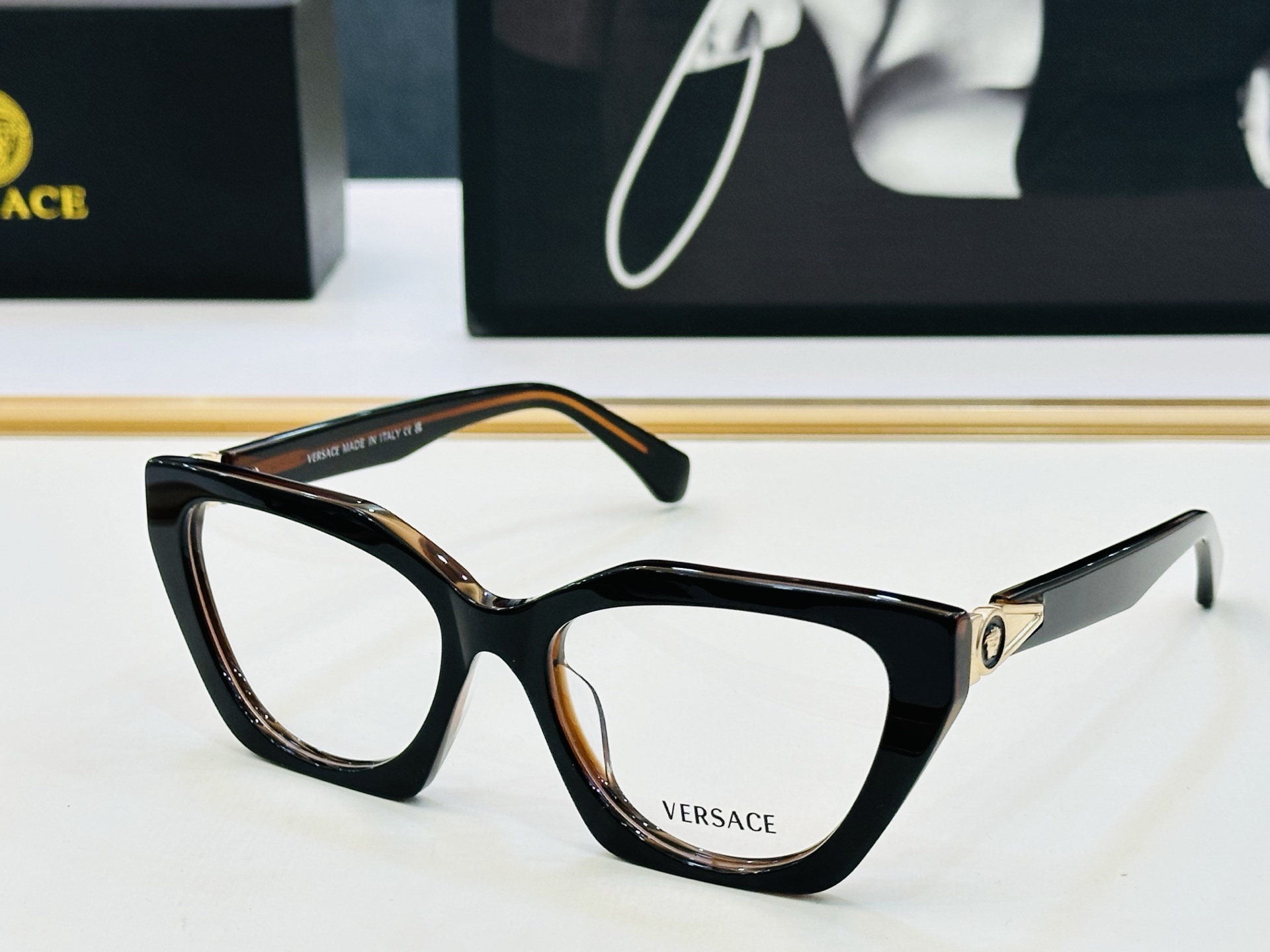 🎉🎉范思家 VERSACE✨✨✨MODEL：VE3377U Size：54口19-145 ✨H有范