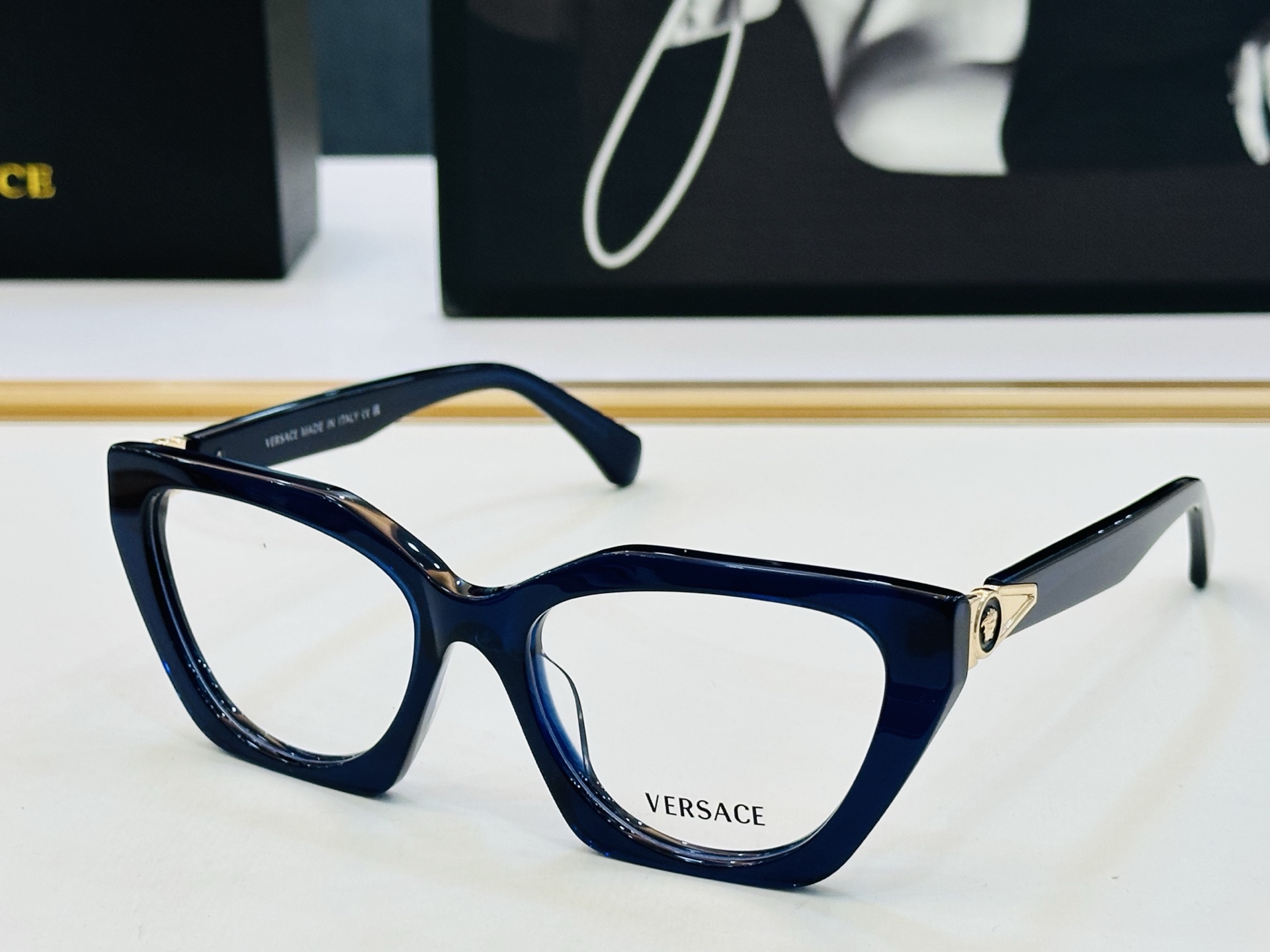 🎉🎉范思家 VERSACE✨✨✨MODEL：VE3377U Size：54口19-145 ✨H有范