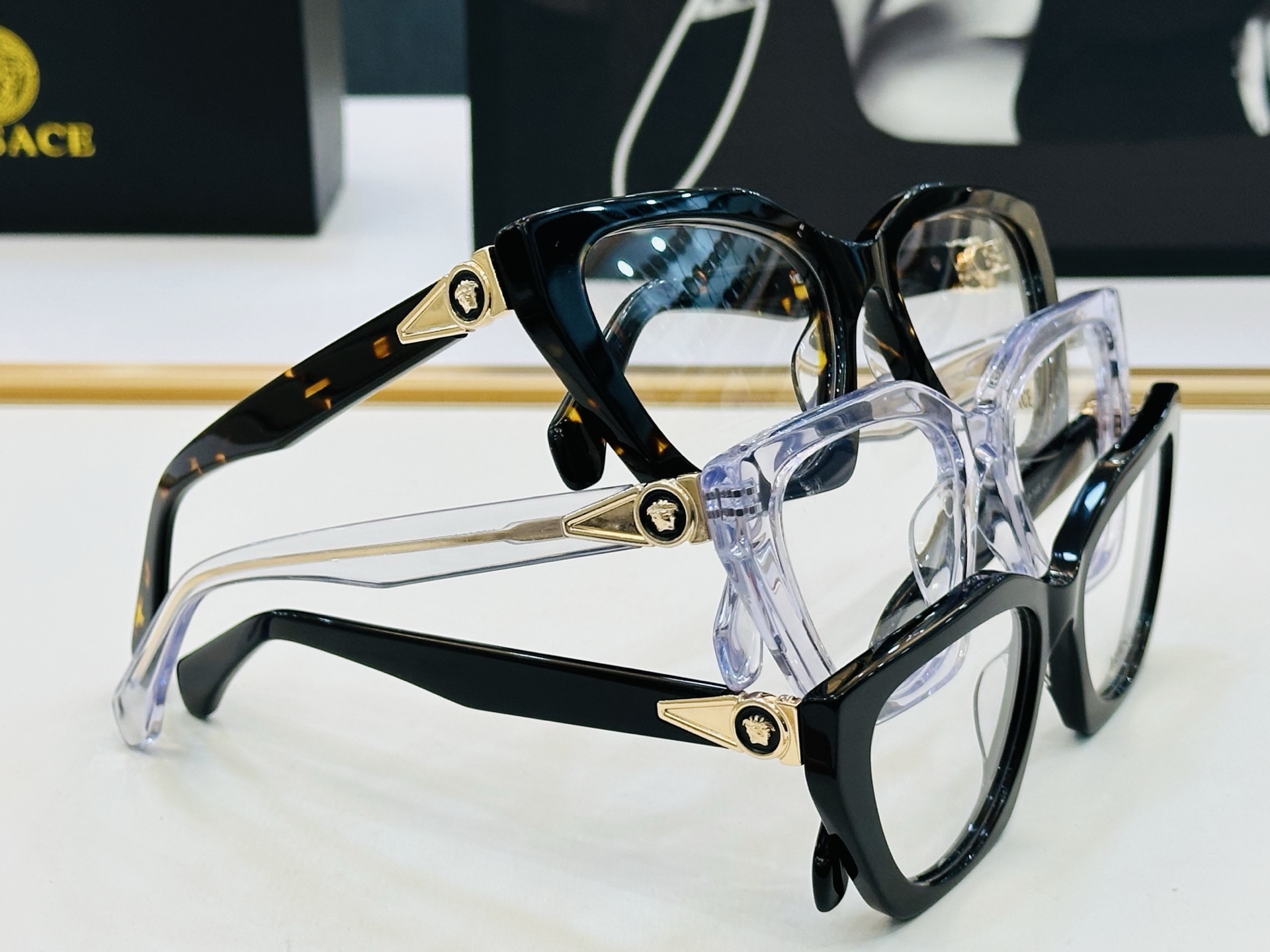 🎉🎉范思家 VERSACE✨✨✨MODEL：VE3377U Size：54口19-145 ✨H有范