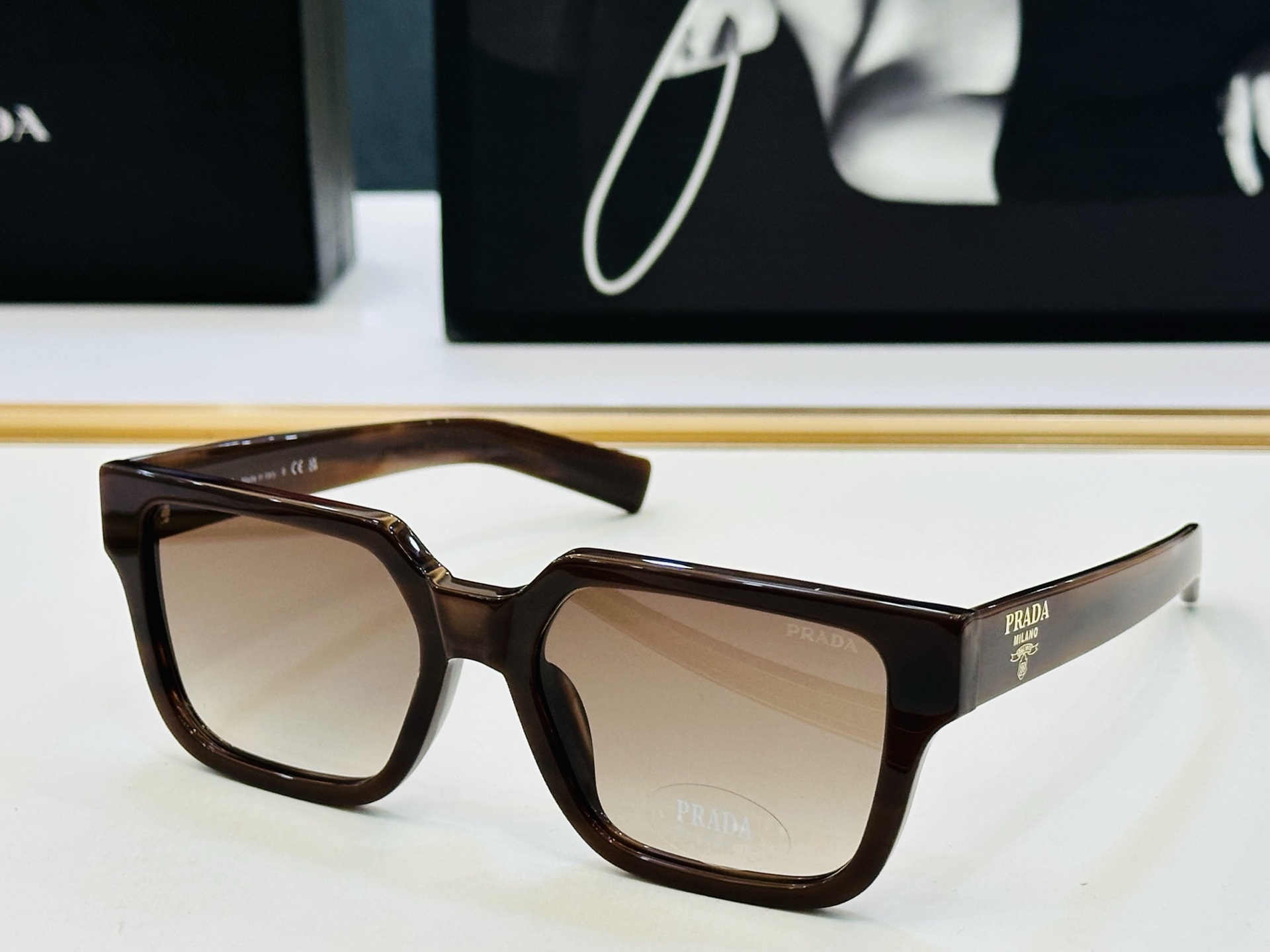 🔺PRAD*🔻普家 SPR03Z Size：54口19-140眼镜系列堪称精湛制作 彰显独特个 B最新推