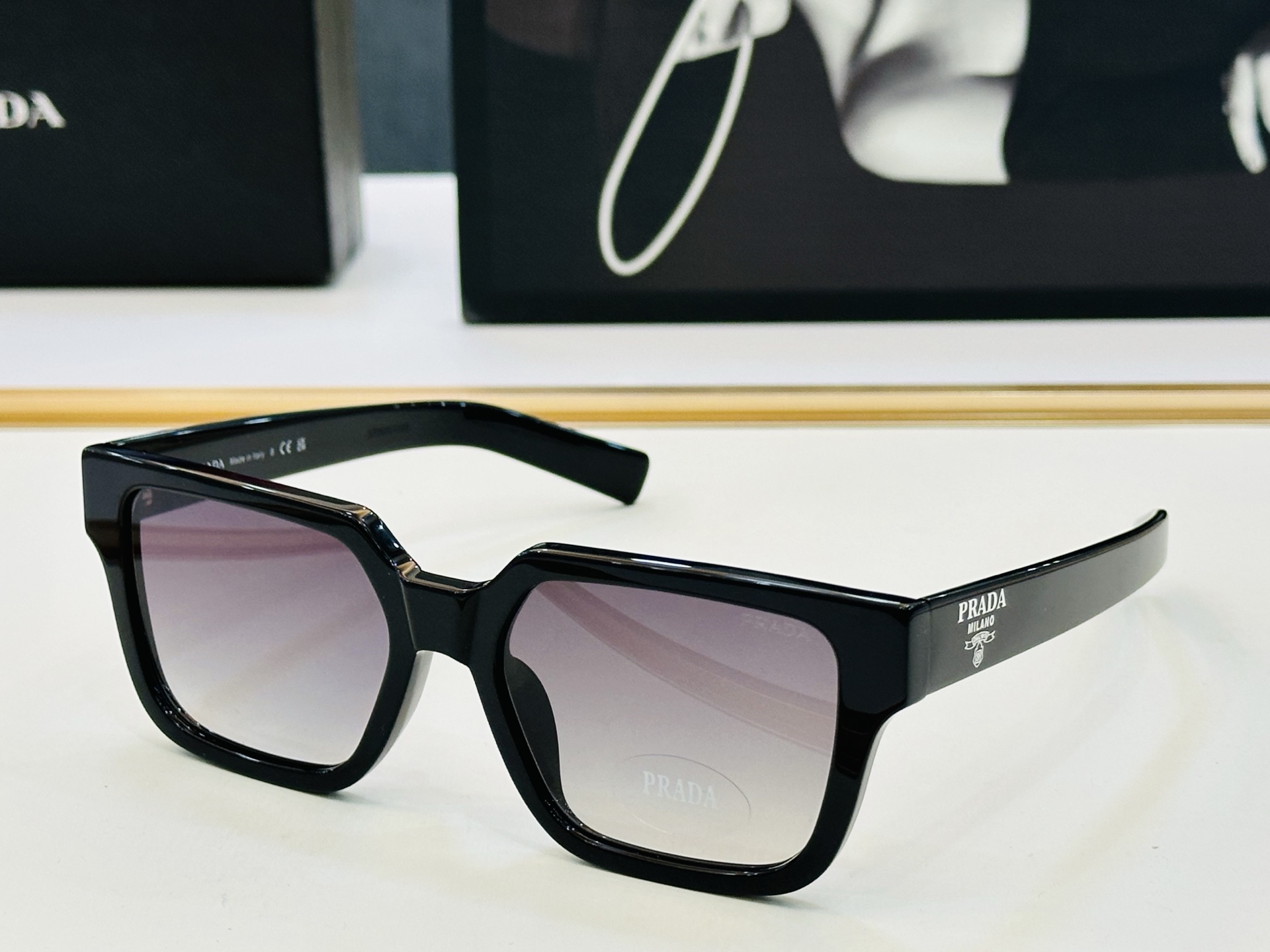 🔺PRAD*🔻普家 SPR03Z Size：54口19-140眼镜系列堪称精湛制作 彰显独特个 B最新推