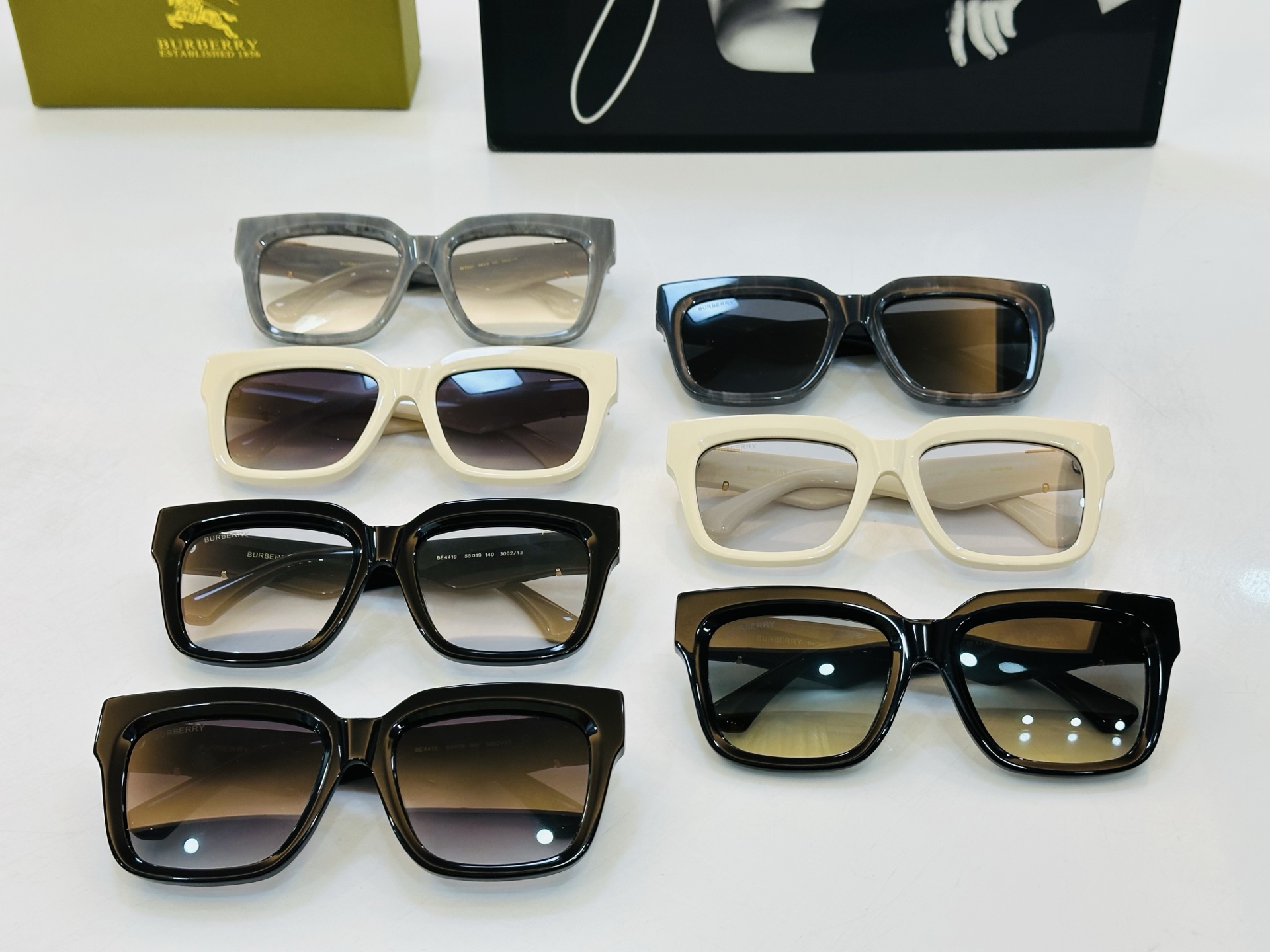 高品质✨BURBERR*✨ 巴家 BE4419 Size：55口19-140 女款太阳眼镜[得意]🌲🌲 