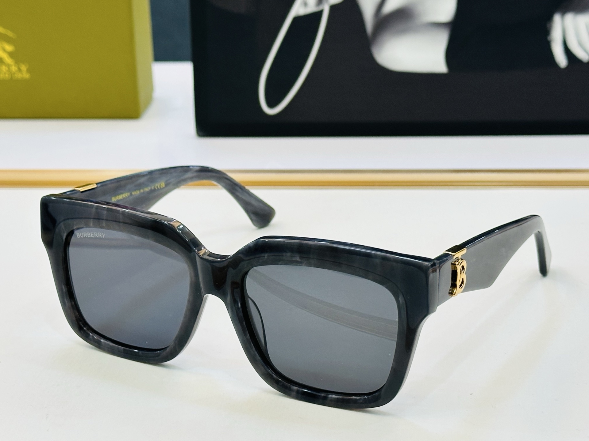 高品质✨BURBERR*✨ 巴家 BE4419 Size：55口19-140 女款太阳眼镜[得意]🌲🌲 