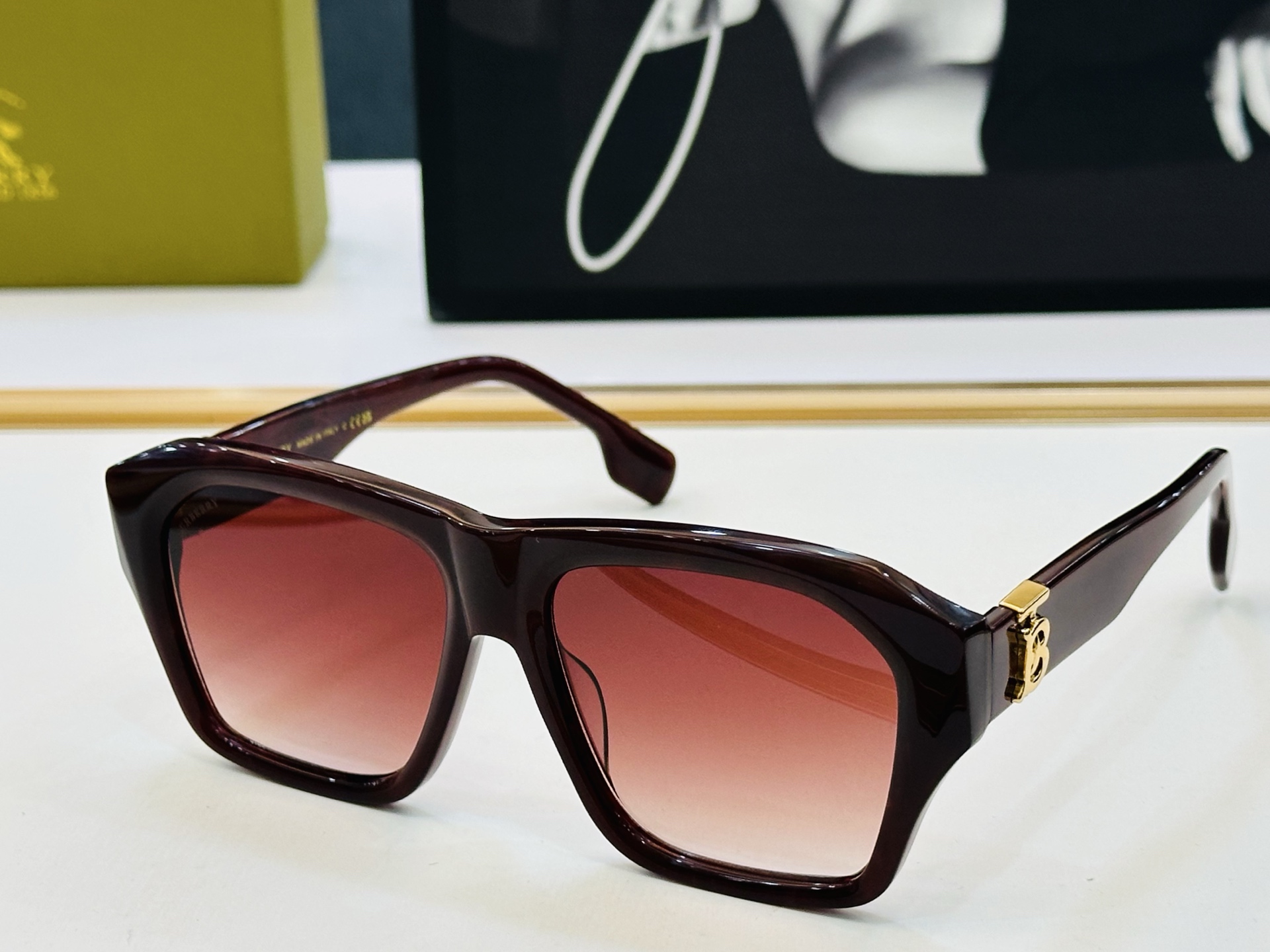 高品质✨BURBERR*✨ 巴家 BE6005 Size：56口16-145 女款太阳眼镜[得意]🌲🌲 