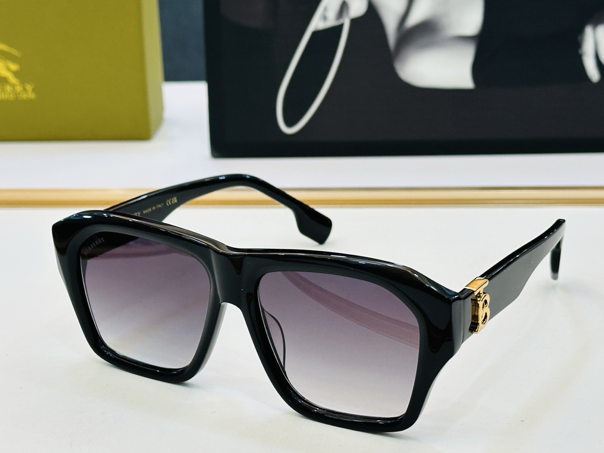 高品质✨BURBERR*✨ 巴家 BE6005 Size：56口16-145 女款太阳眼镜[得意]🌲🌲 