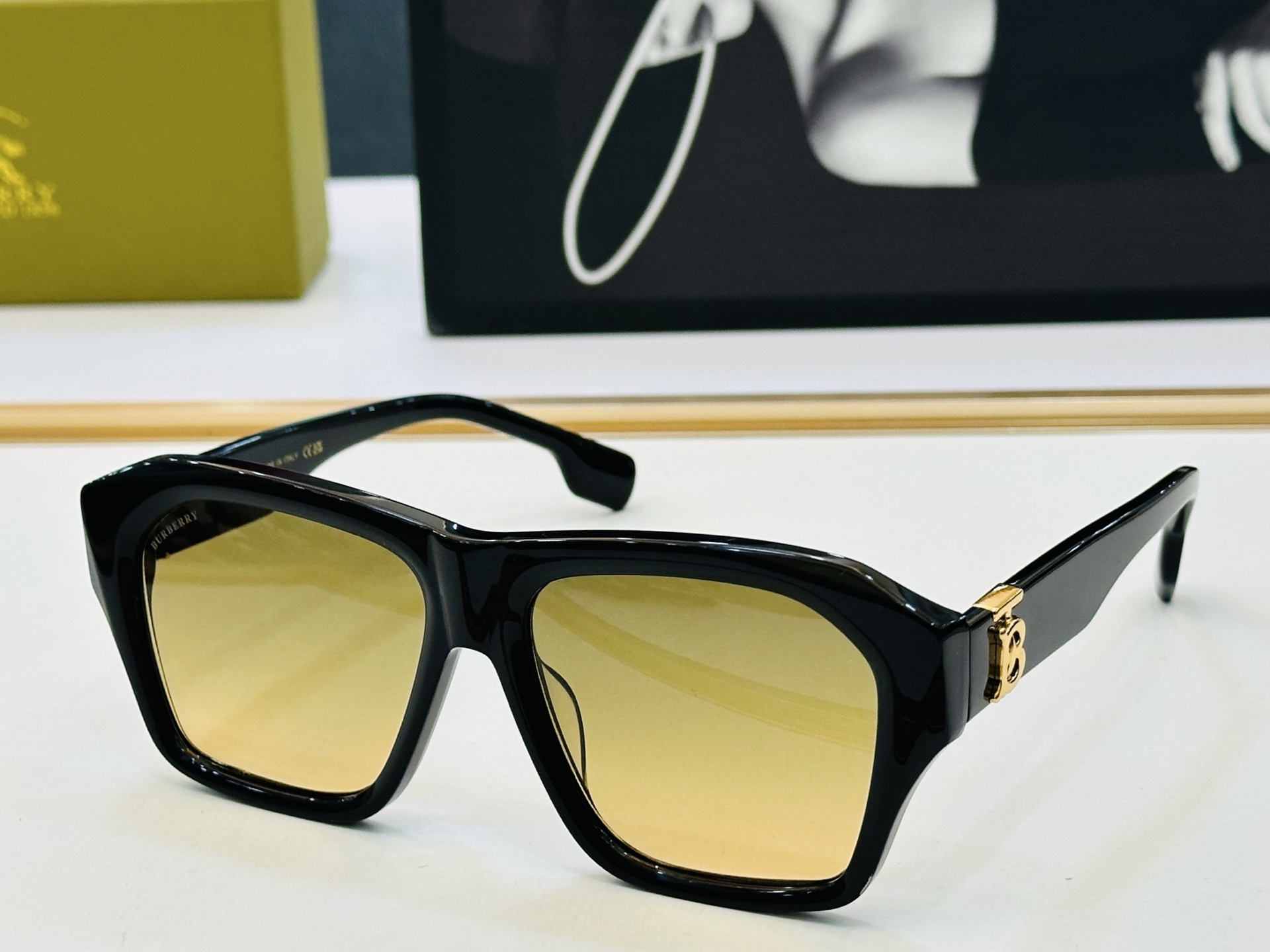 高品质✨BURBERR*✨ 巴家 BE6005 Size：56口16-145 女款太阳眼镜[得意]🌲🌲 