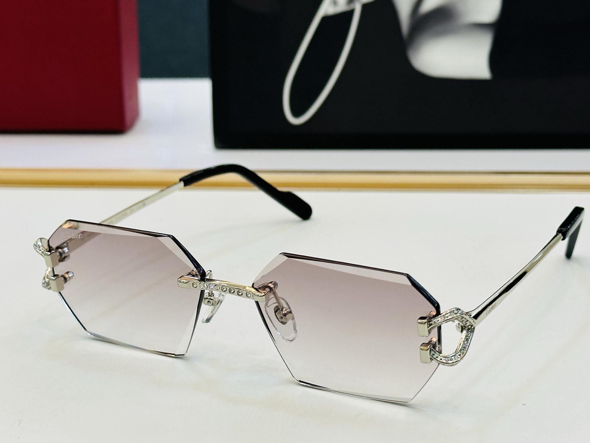 Cartie* 卡家 太阳镜 CT0770S Size：57口16-142 电镀工艺精湛气质十足！D男女