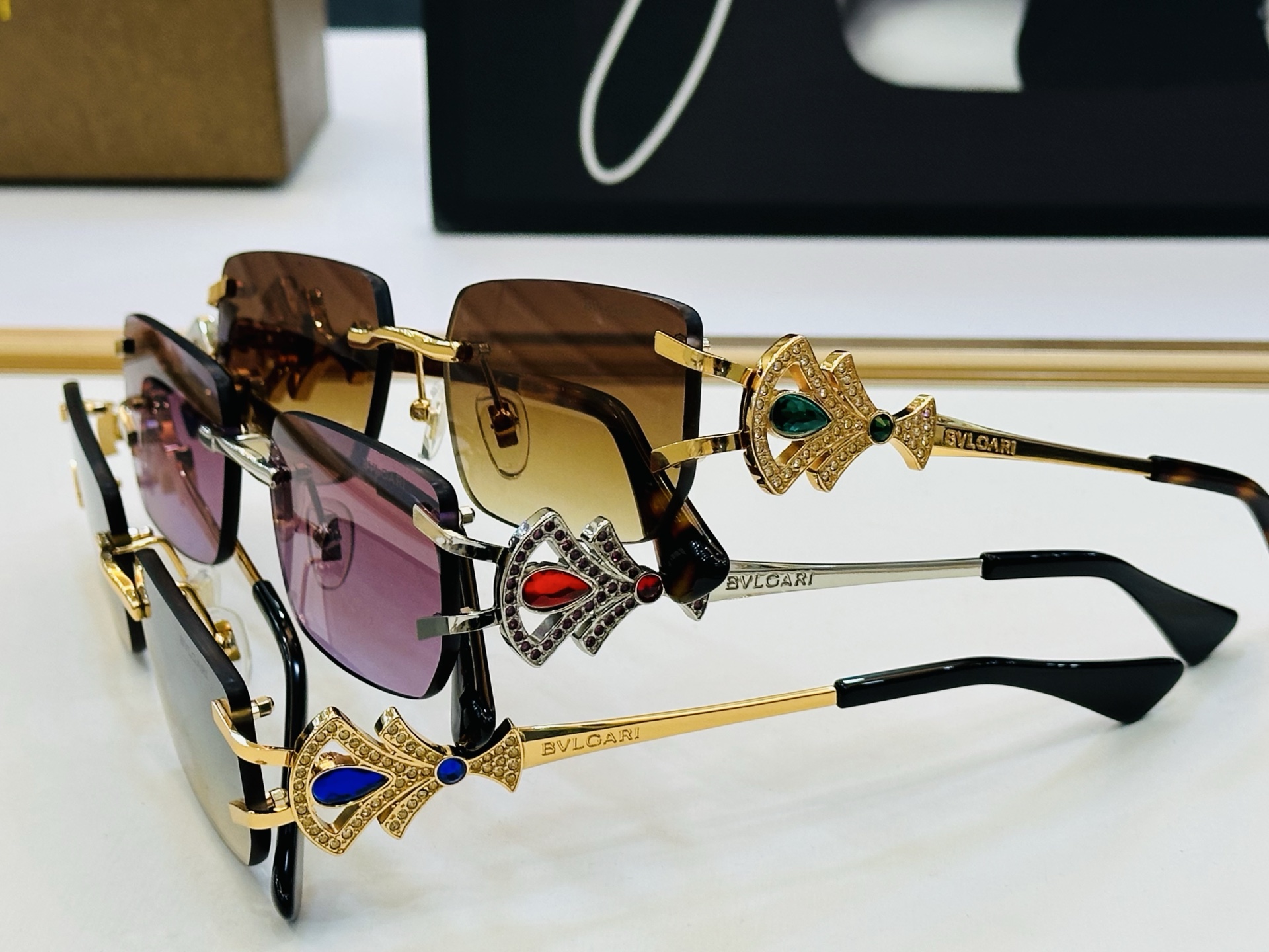 🆕款 官网同售 宝格家 BV1816LU 👍 Size ：56口17-145 绝对要买😎品质非常完美 D