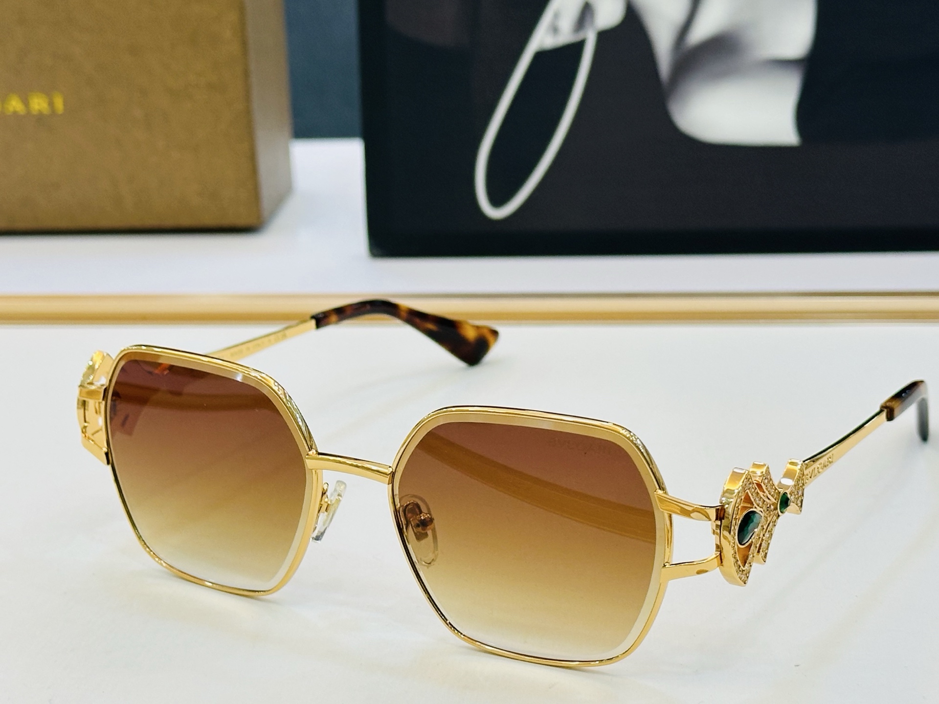 🆕款 官网同售 宝格家 BV1819LU 👍 Size ：56口17-145 绝对要买😎品质非常完美 D