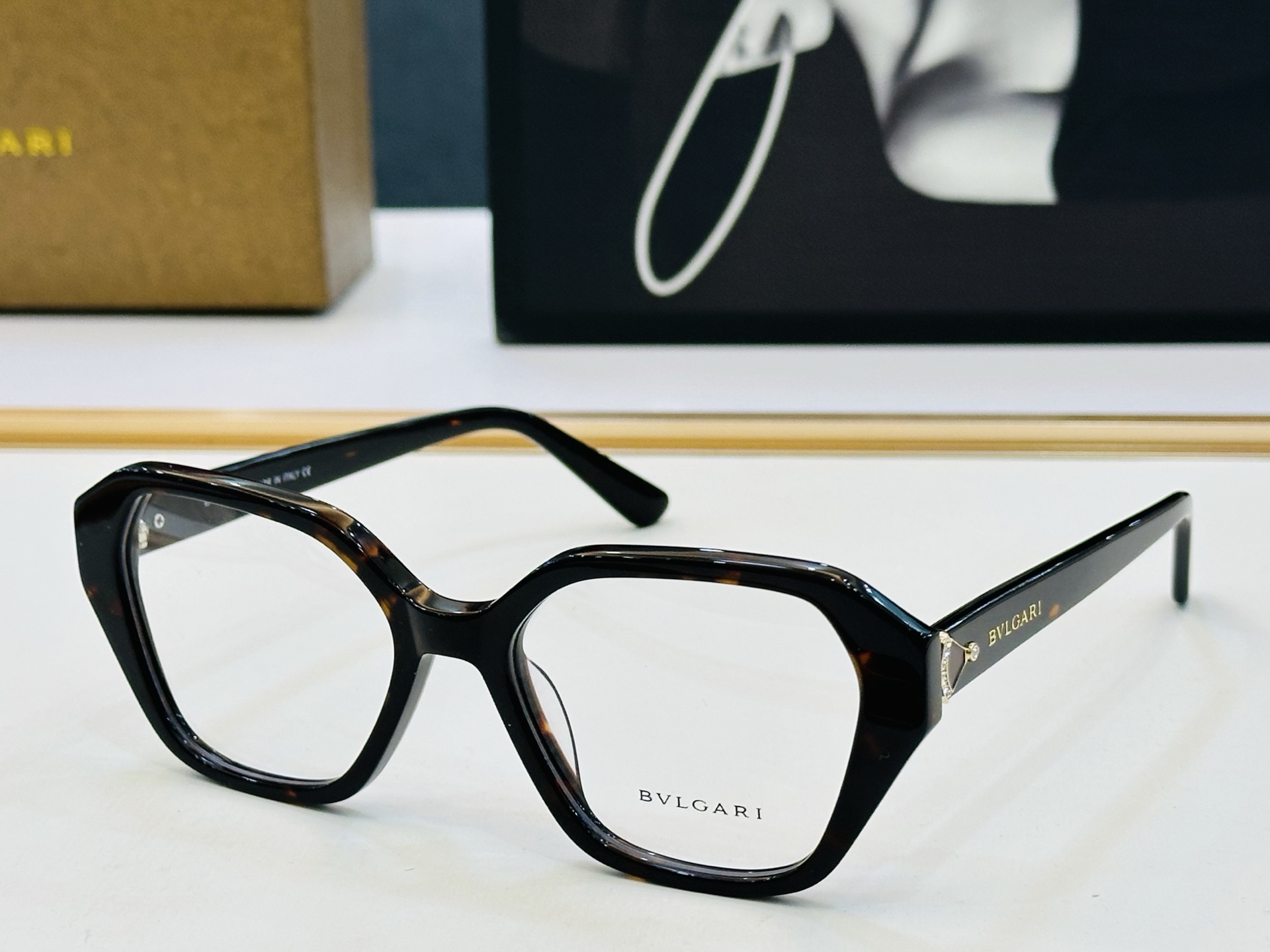 🆕款 官网同售 宝格家 BV50068 👍 Size ：53口18-145 绝对要买😎品质非常完美 L出