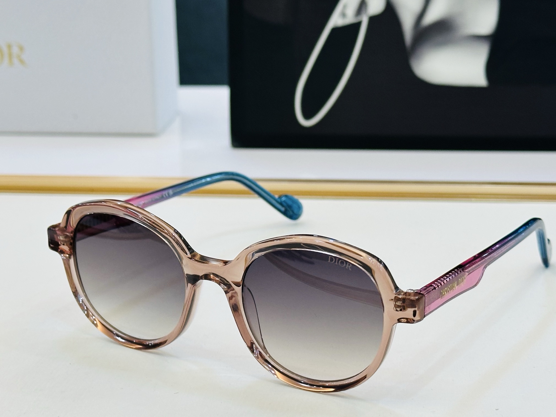 推荐 Dio* 迪家 S71 Size：53口19-145 时尚达人超爱💞 Z时尚百搭 太阳镜