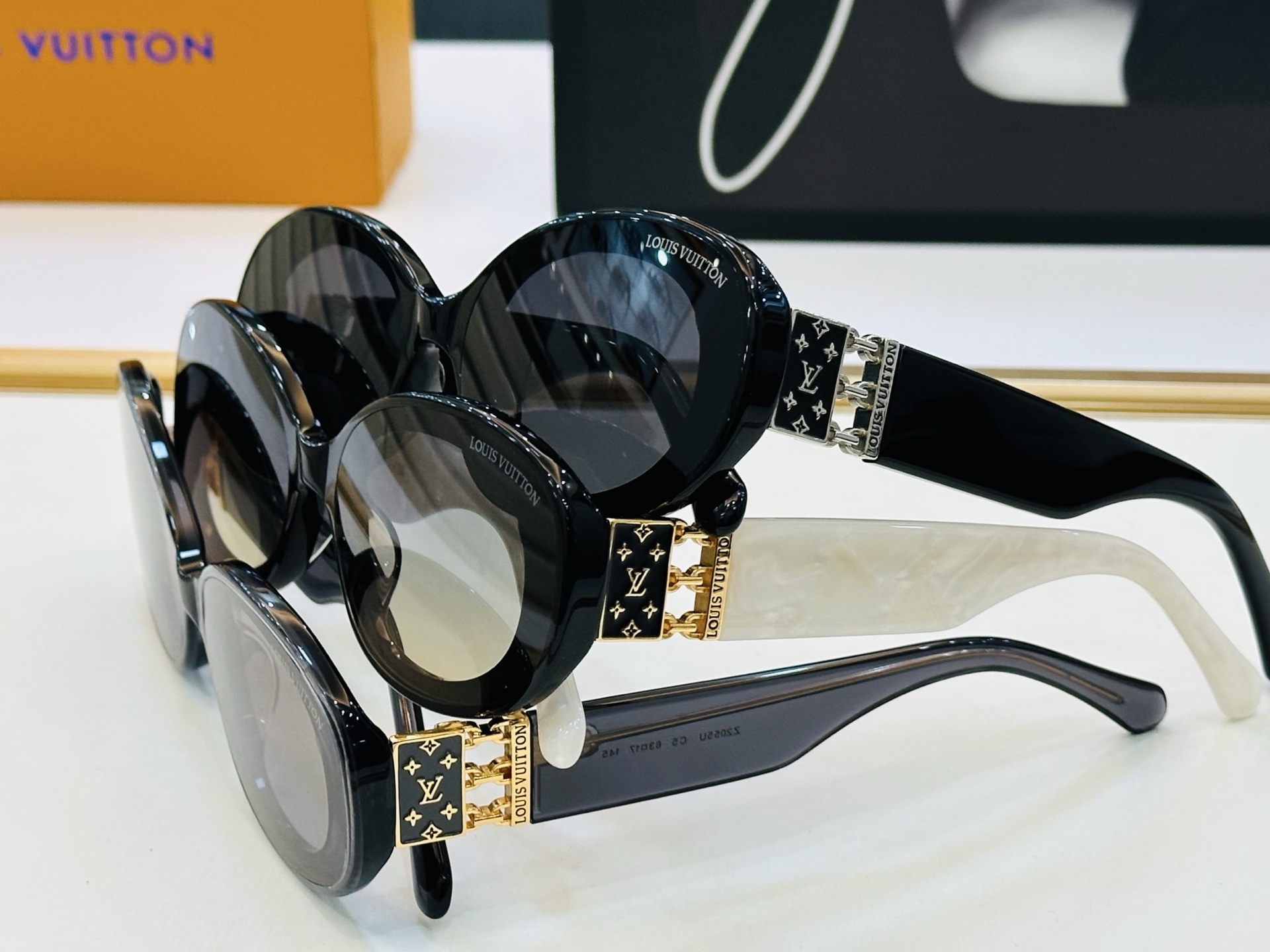 路易家 🎩Z2055U Size：63口17-145 充满活力的 展现独特个性🌟展现大气的你 J高品质 