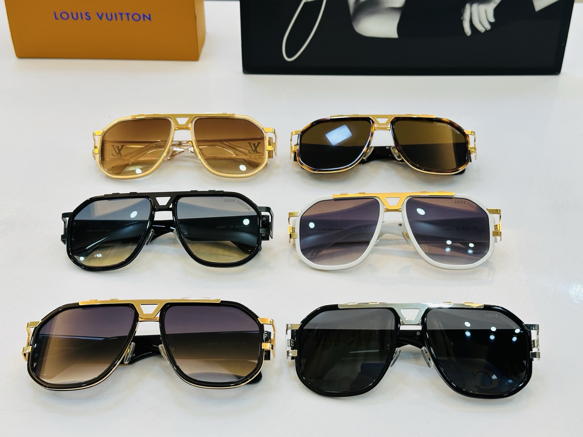 路易家 🎩Z1657LU Size：57口17-145 充满活力的 展现独特个性🌟展现大气的你 J高品质