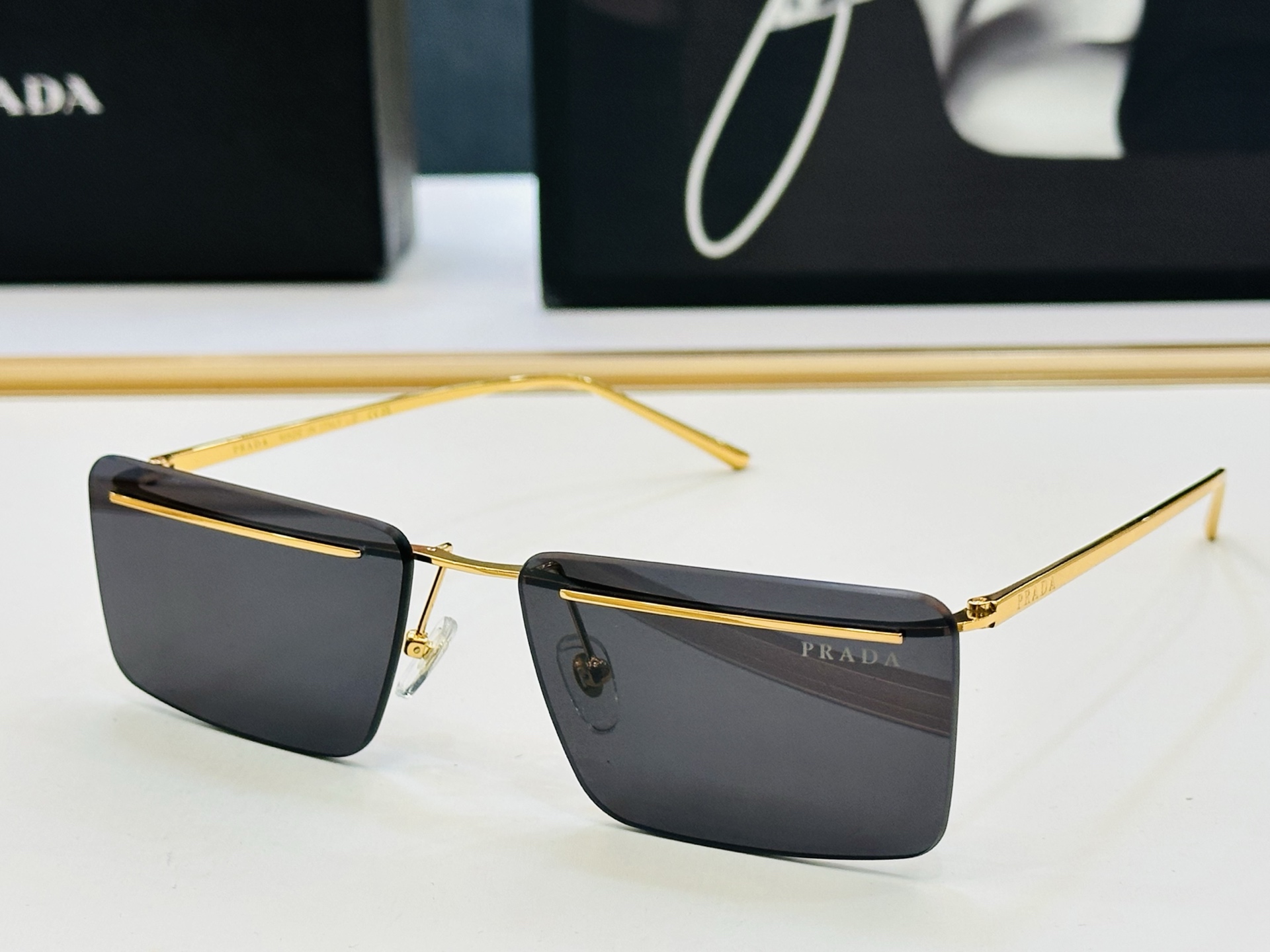 🔺PRAD*🔻普家 PR1886S Size：62口18-145 眼镜系列堪称精湛制作 彰显独特个性 X