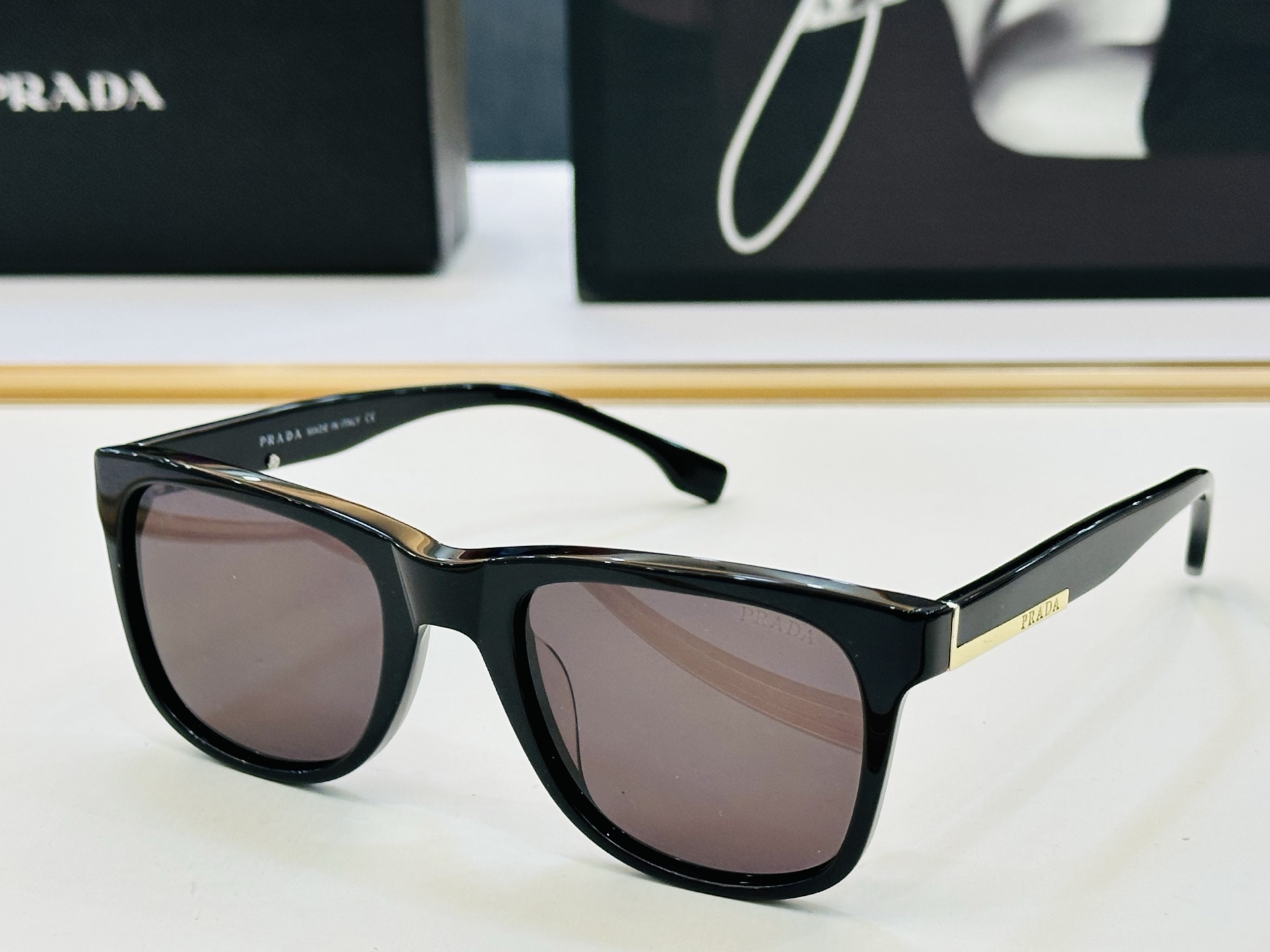 🔺PRAD*🔻普家 PR36NS Size：52口23-145 眼镜系列堪称精湛制作 彰显独特个 C最新