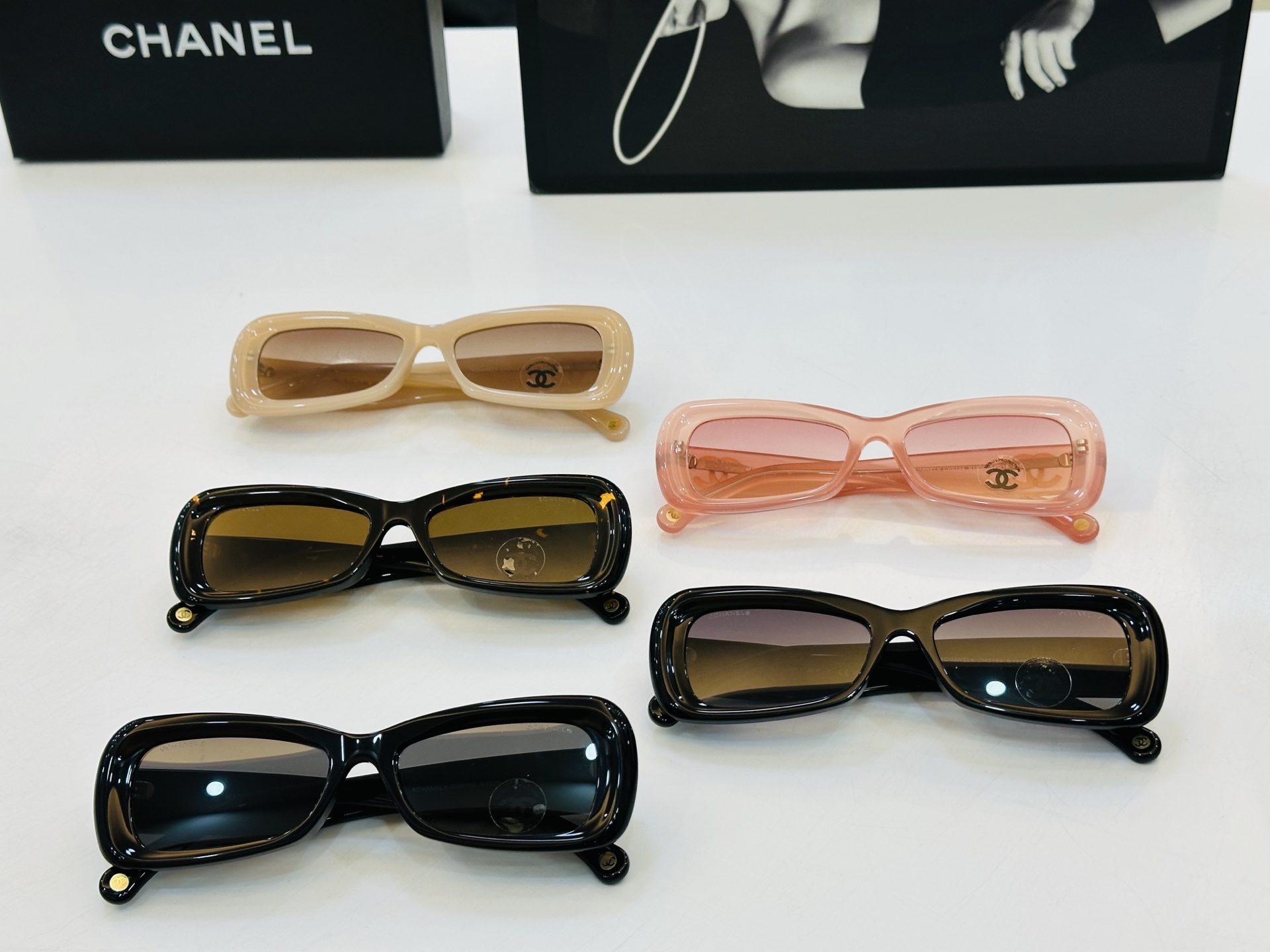 【CHANE*/香家】MODEL:CH9184 Size：54口18-145 独特设计 一适合各种脸型💋