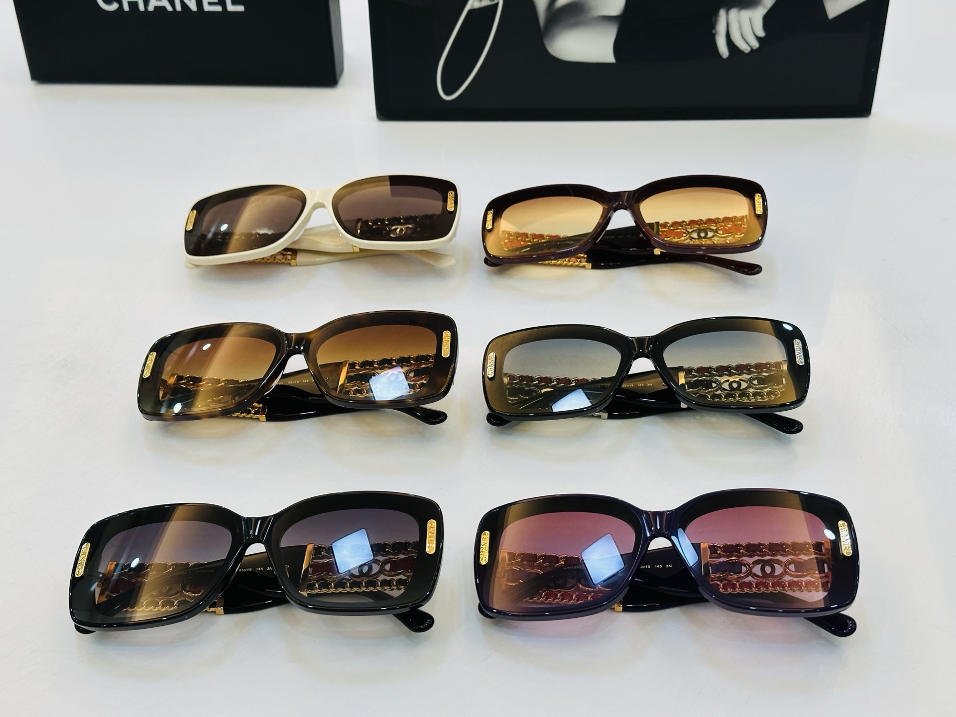 【CHANE*/香家】MODEL:CH1917 Size：54口19-145 独特设计 bm适合各种脸型