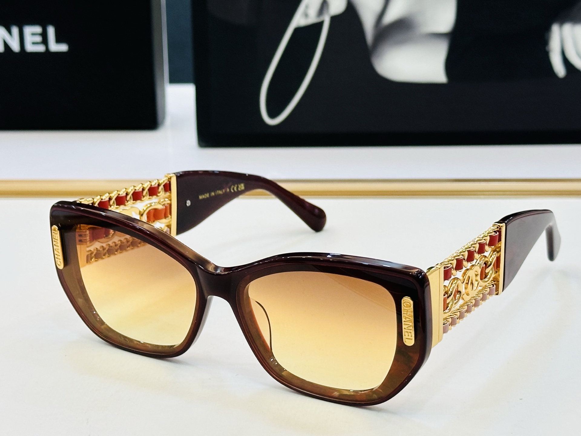 【CHANE*/香家】MODEL:CH1916 Size：54口19-145 独特设计 bm适合各种脸型