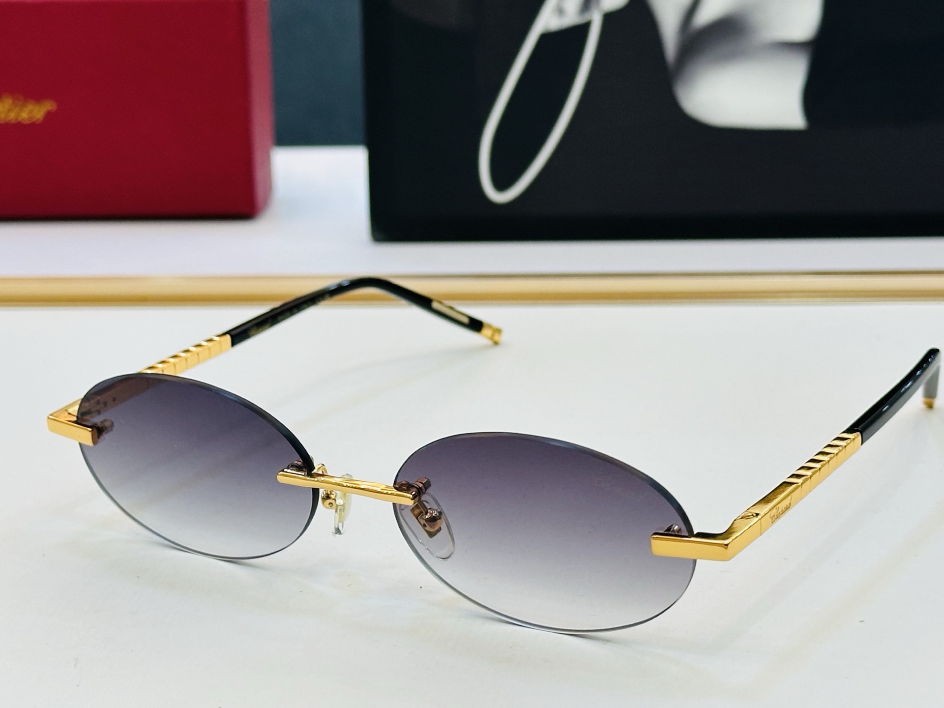 Cartie* 卡家 太阳镜 08MZ Size：58口17-145 电镀工艺精湛气质十足！D男女同款