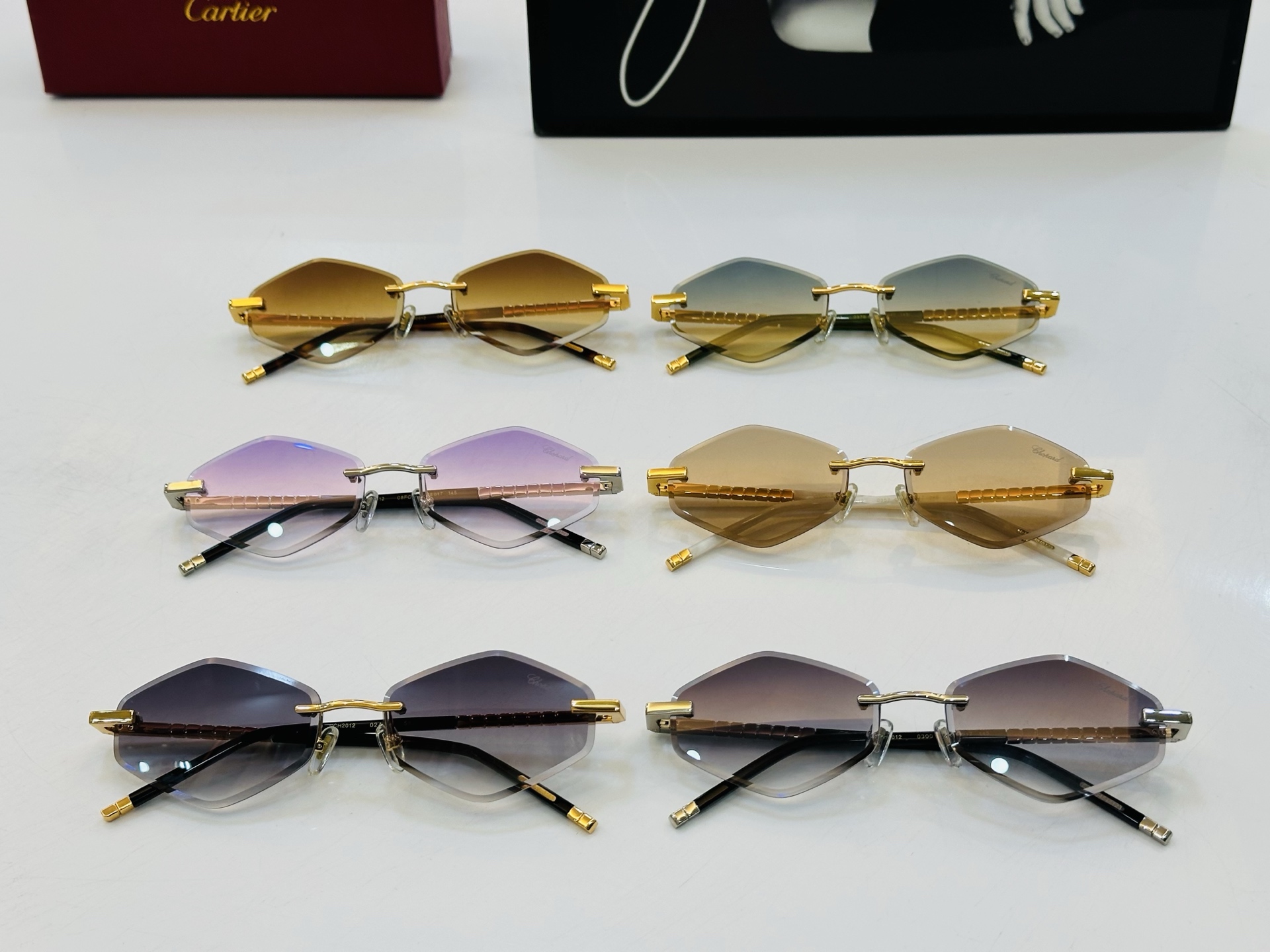 肖邦 🎩 VCH2010 Size：58口17-145 充满活力的 展现独特个性🌟展现大气的你 D高品质